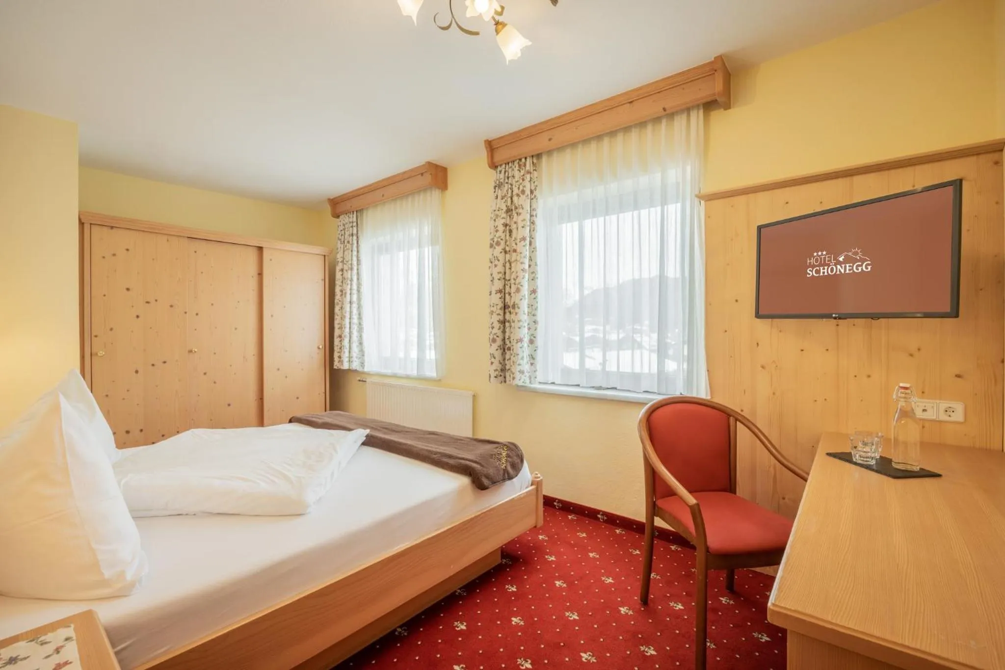 Photo of the whole room, Bed in Hotel Schönegg