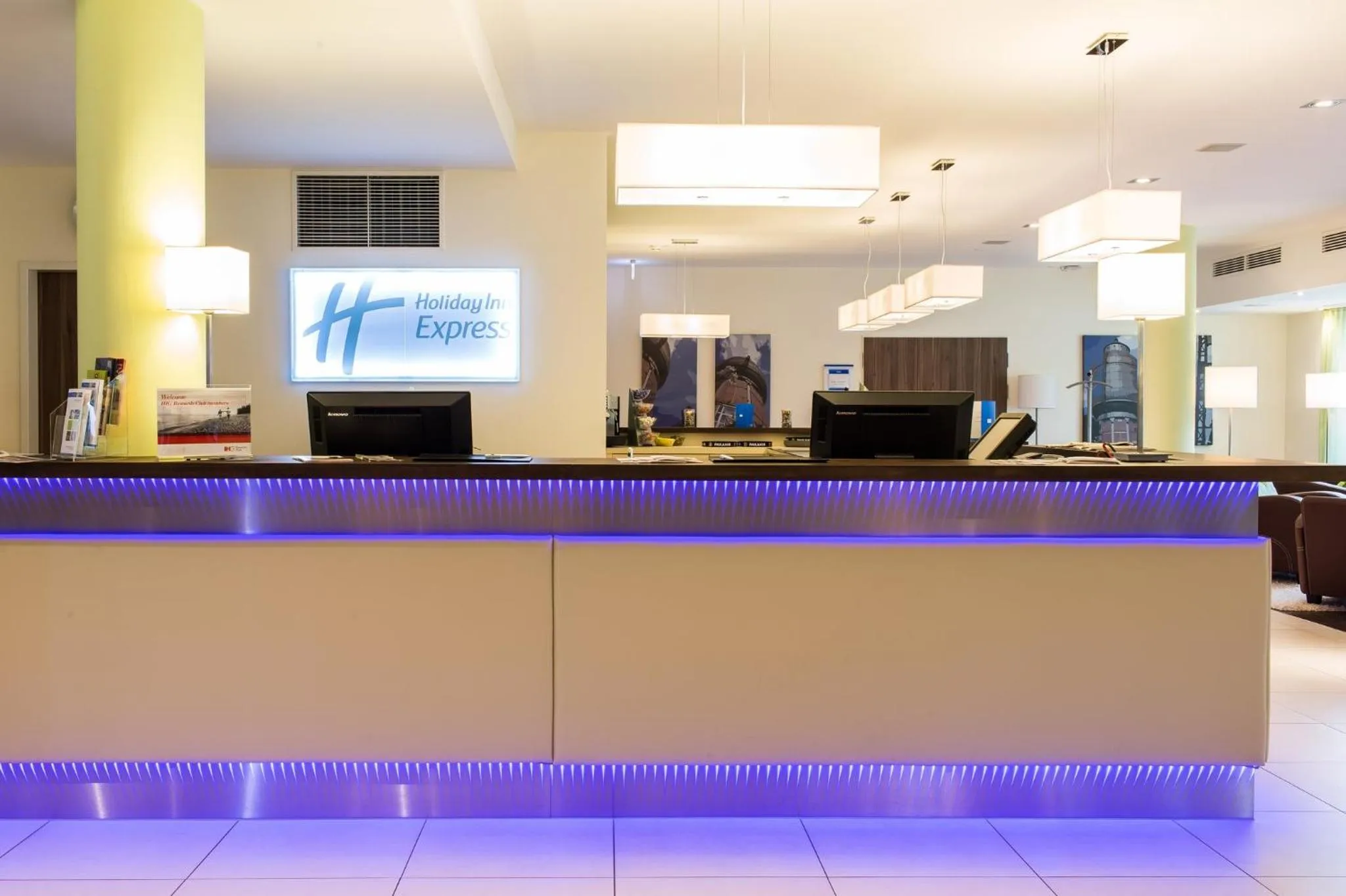Property building in Holiday Inn Express Neunkirchen by IHG
