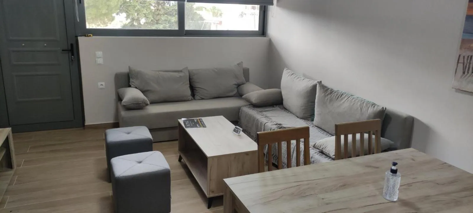 AVR Airport Deluxe Suites 6 AIRPORT FREE SHUTLE