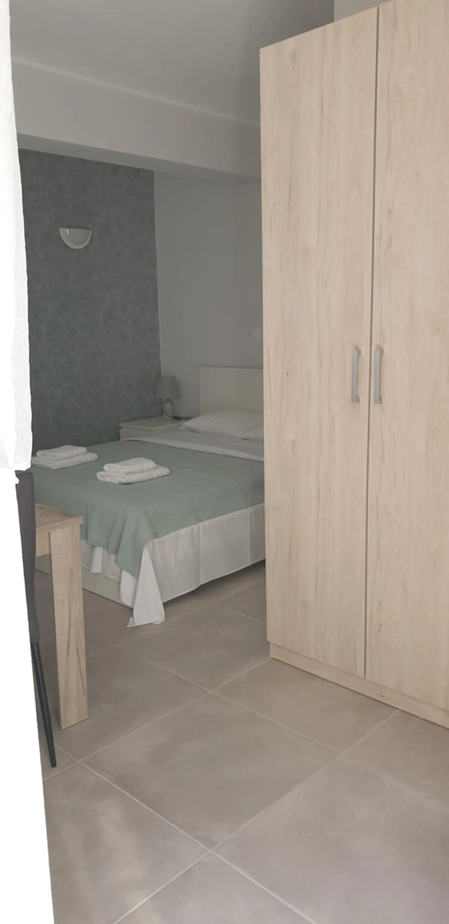 Bed in AVR Airport Deluxe Suites 6 AIRPORT FREE SHUTLE