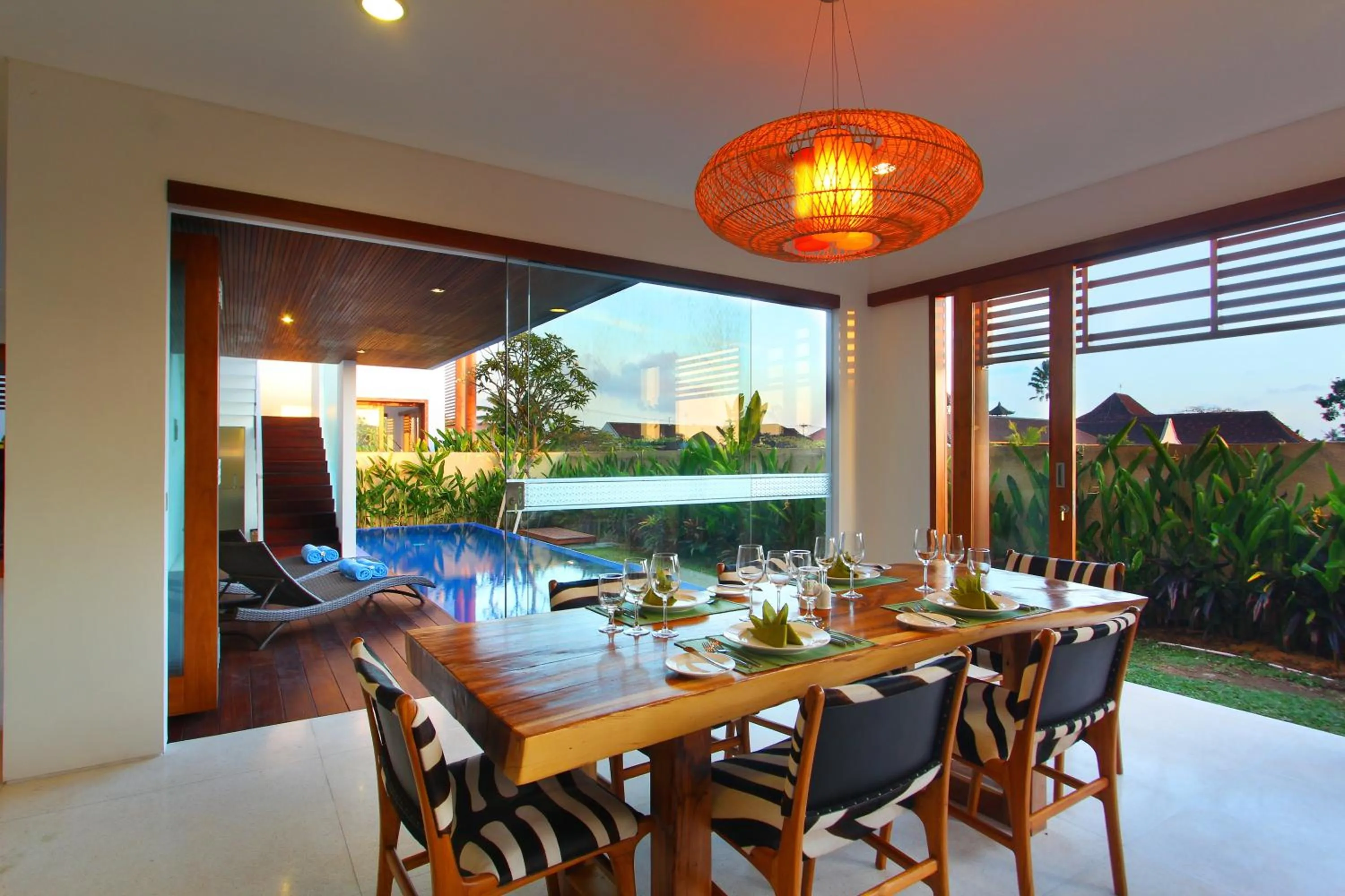 Dining area in Papillon Umalas Villas