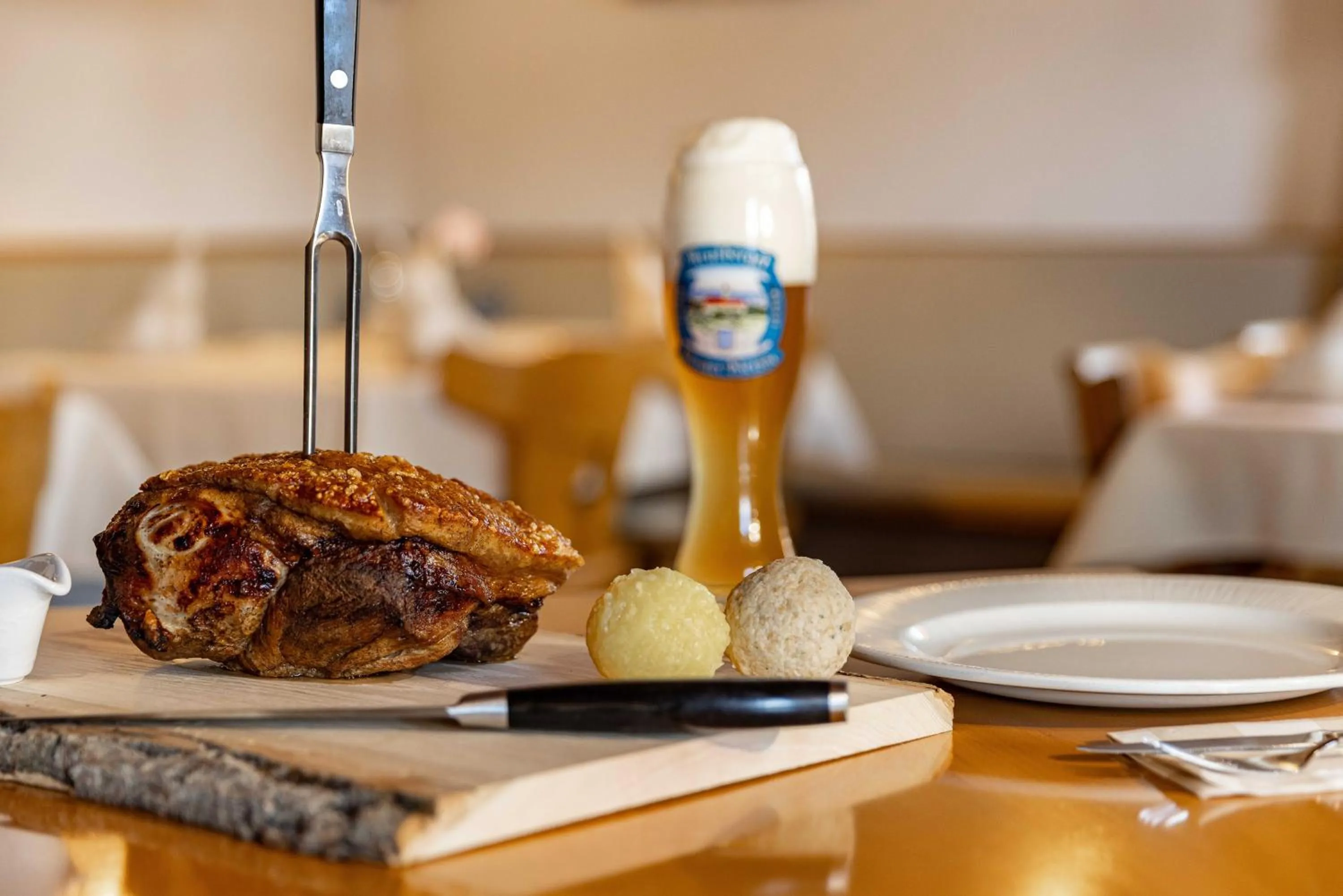 Restaurant/places to eat in Hotel am Wald