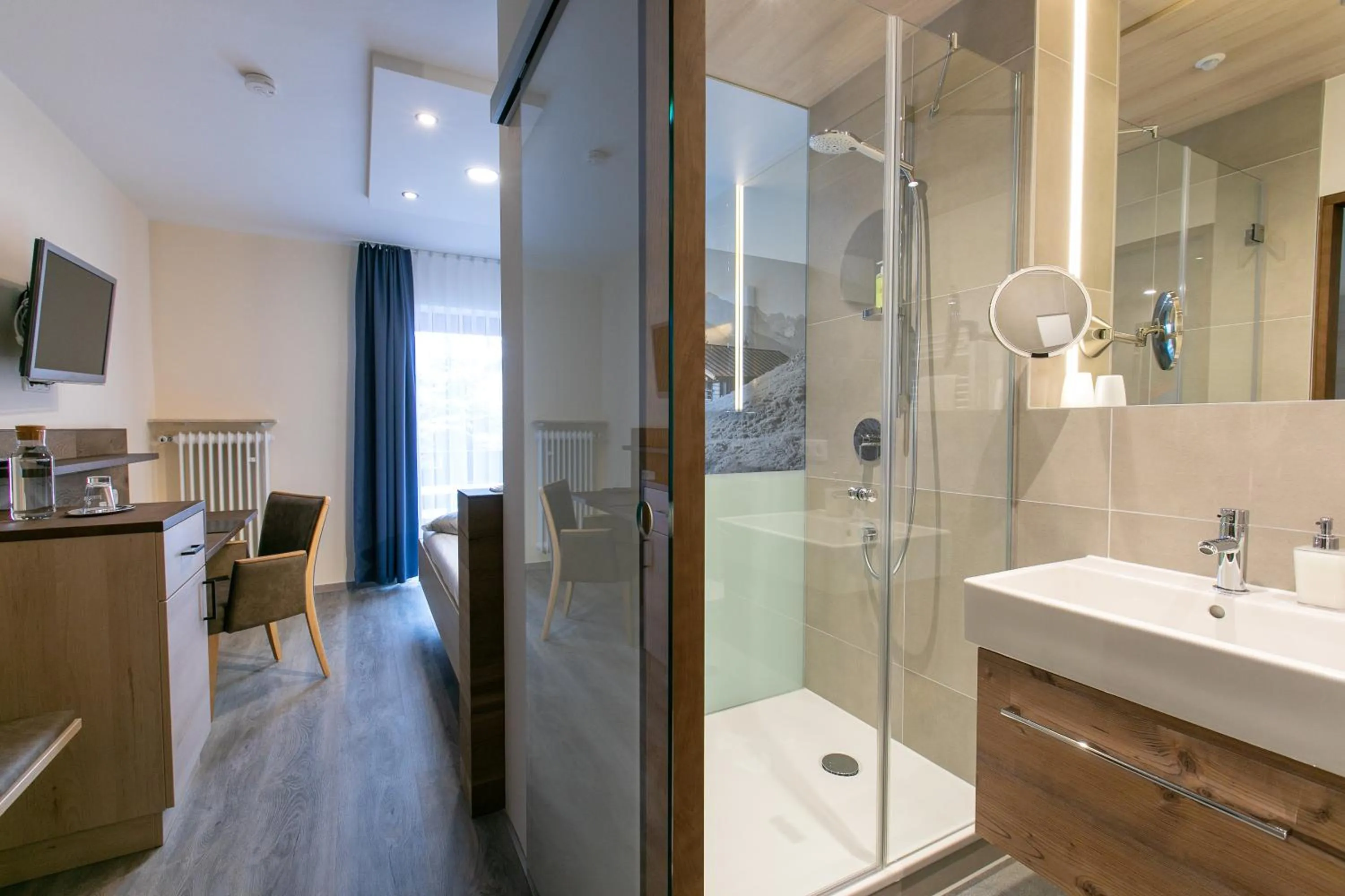 Bathroom in Hotel am Wald