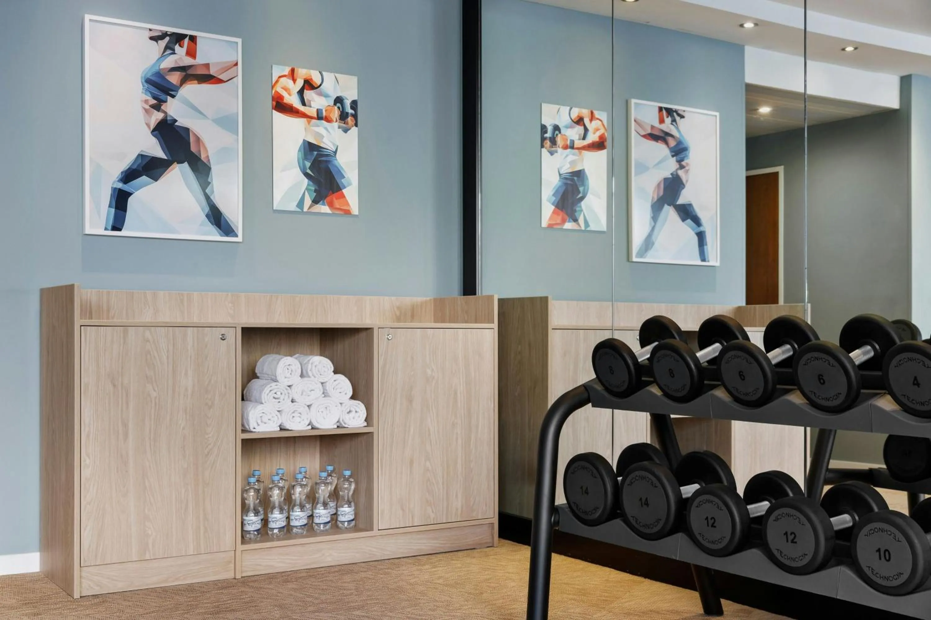Fitness centre/facilities in Courtyard by Marriott Zurich North
