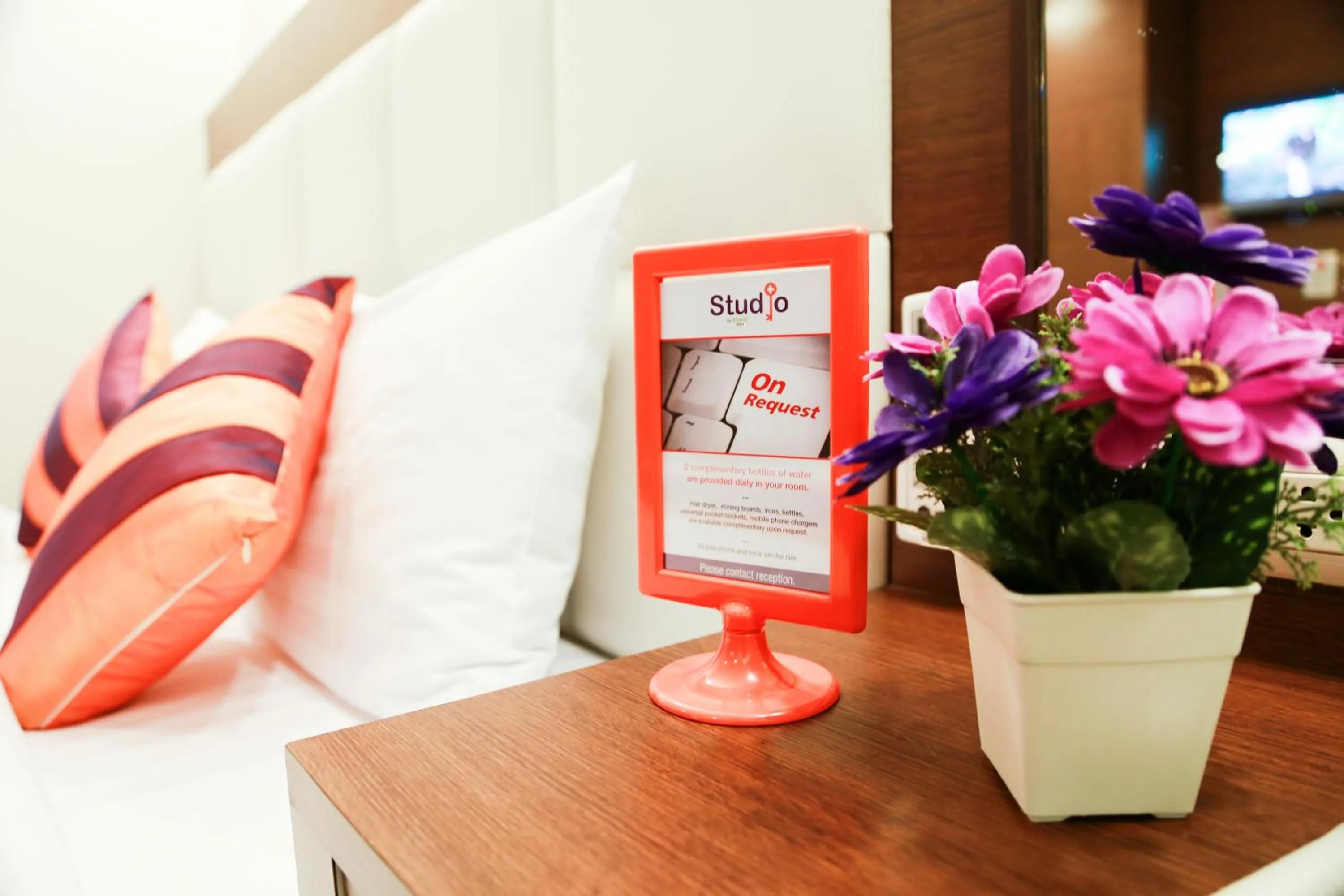 Property logo or sign in Studio Nana by iCheck inn