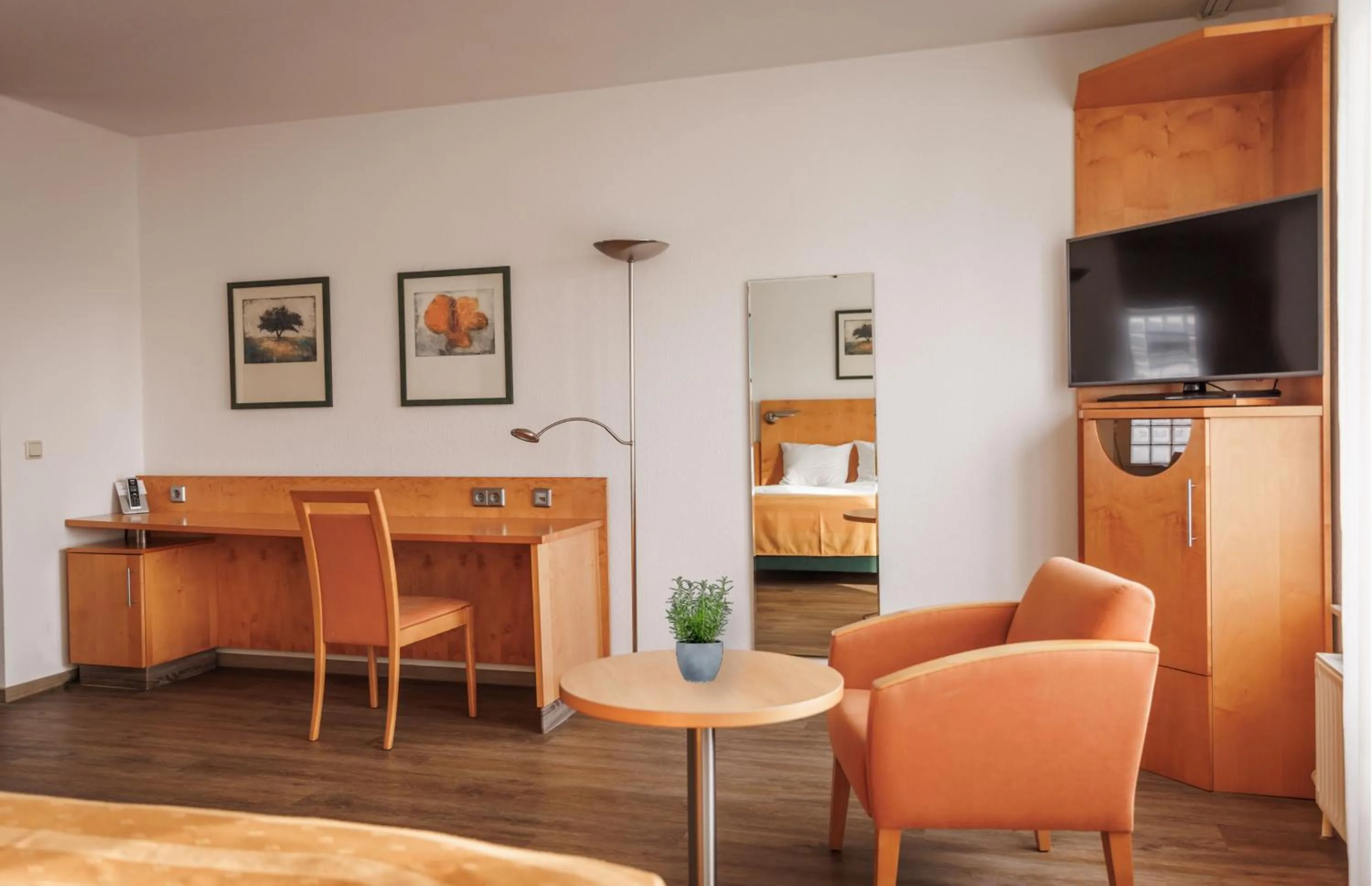 TV and multimedia in Ariva Boardinghouse Platanenhof