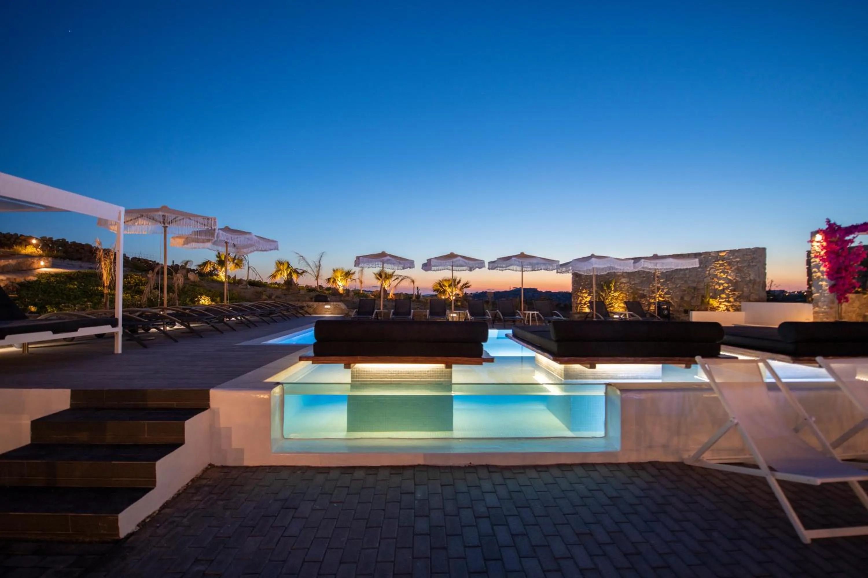 Swimming pool in Bianco a Nero Mykonos