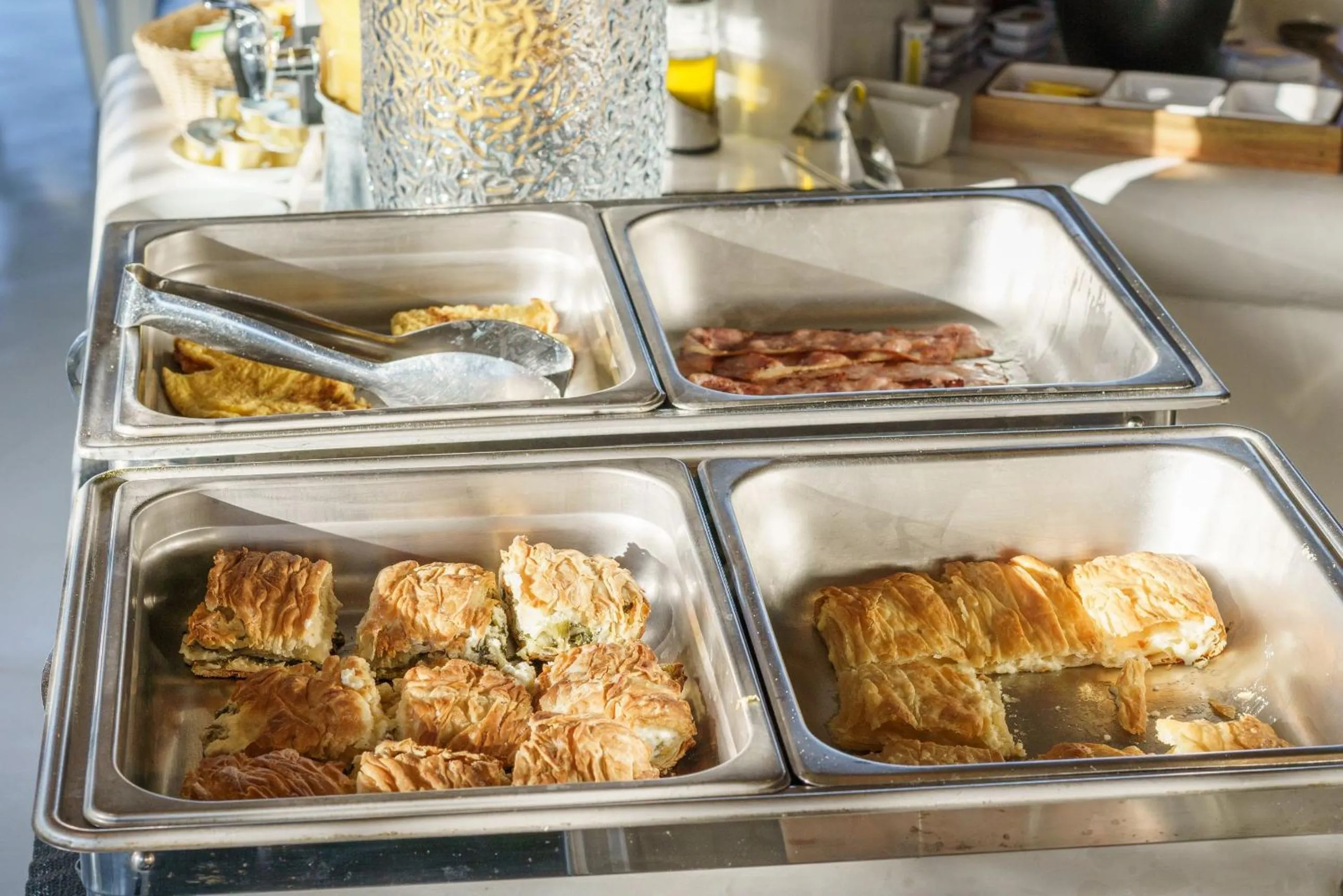 Buffet breakfast in Bianco a Nero Mykonos