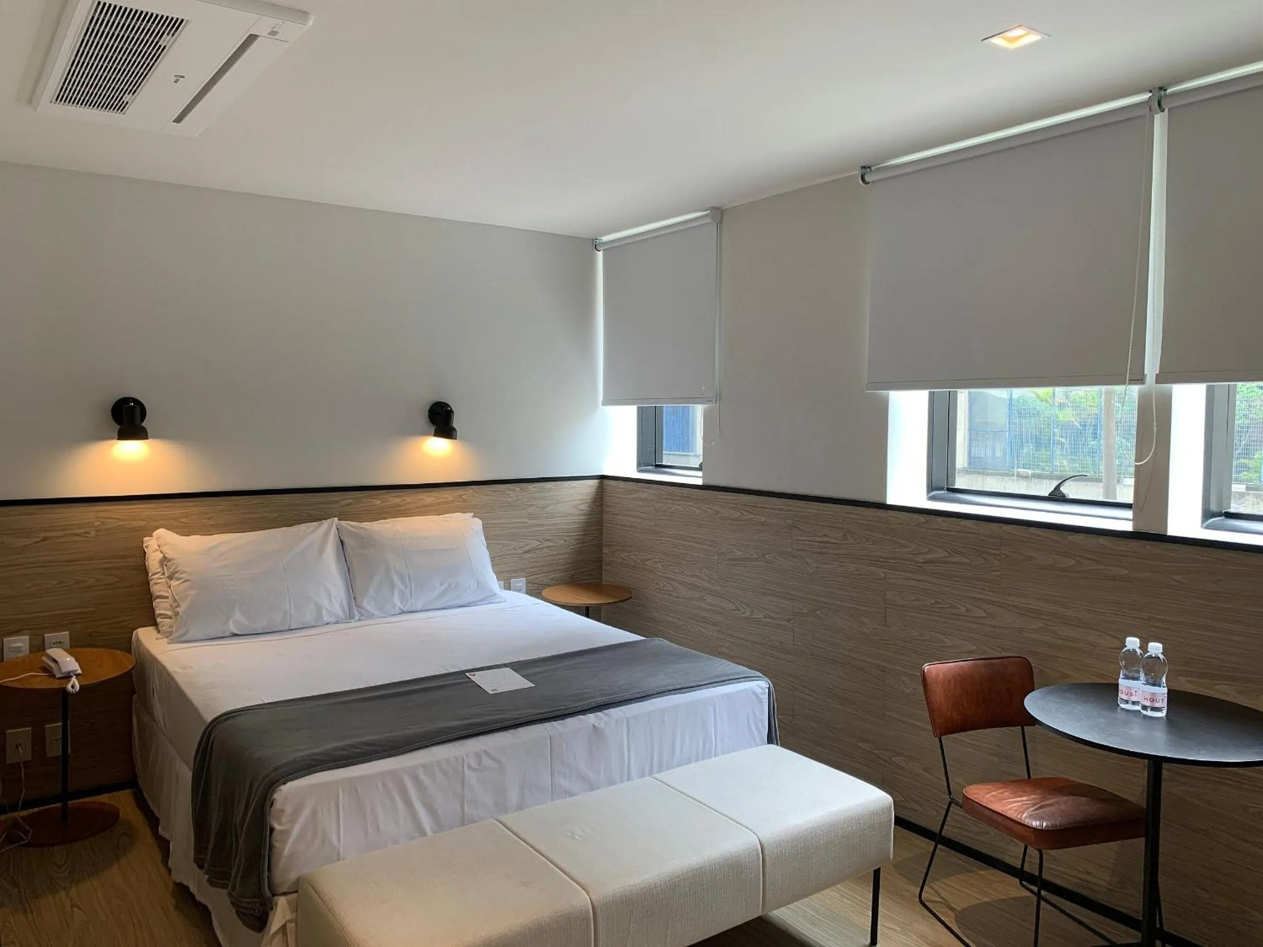 Bed in sp-hobn - housi paulista