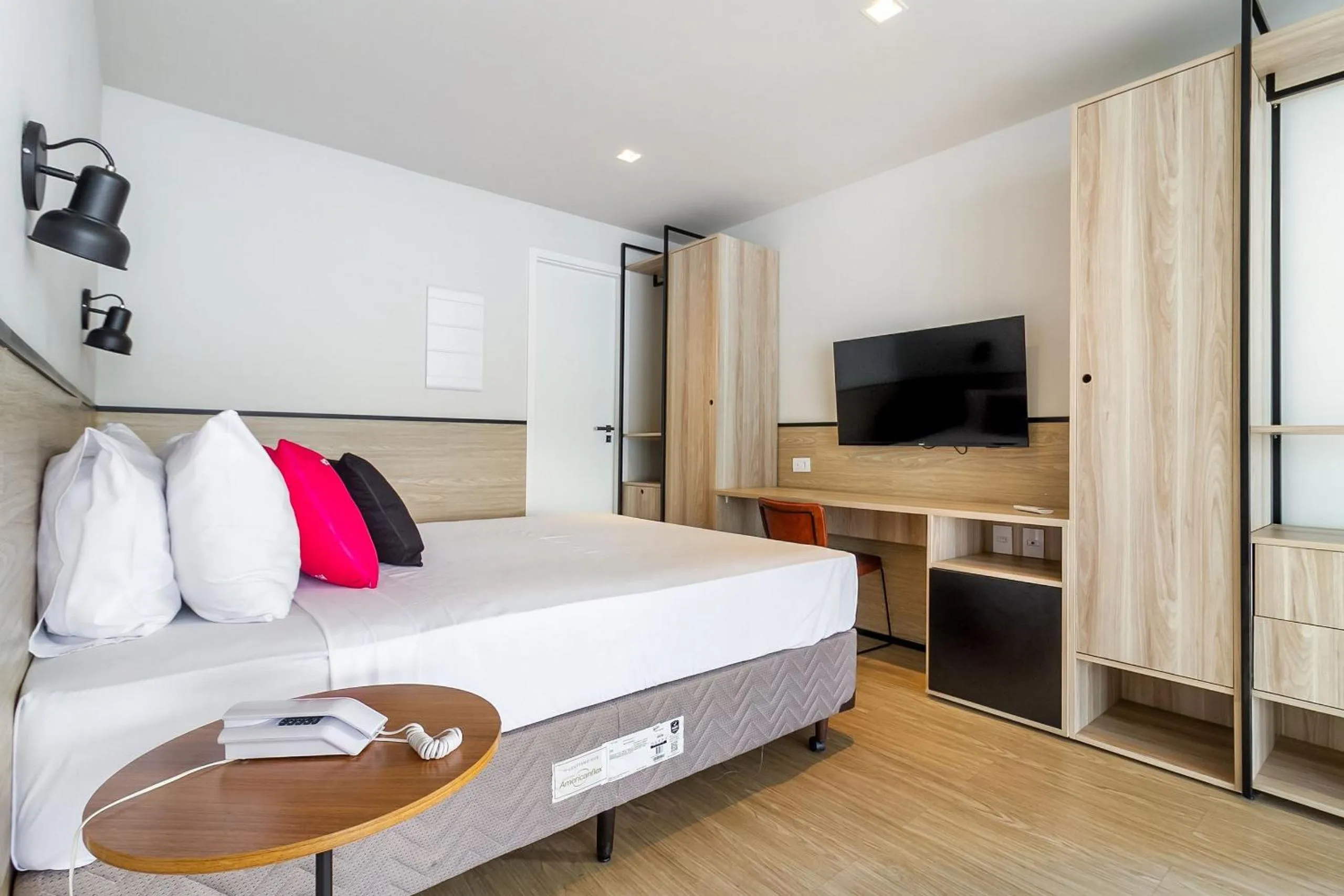 Bed in sp-hobn - housi paulista