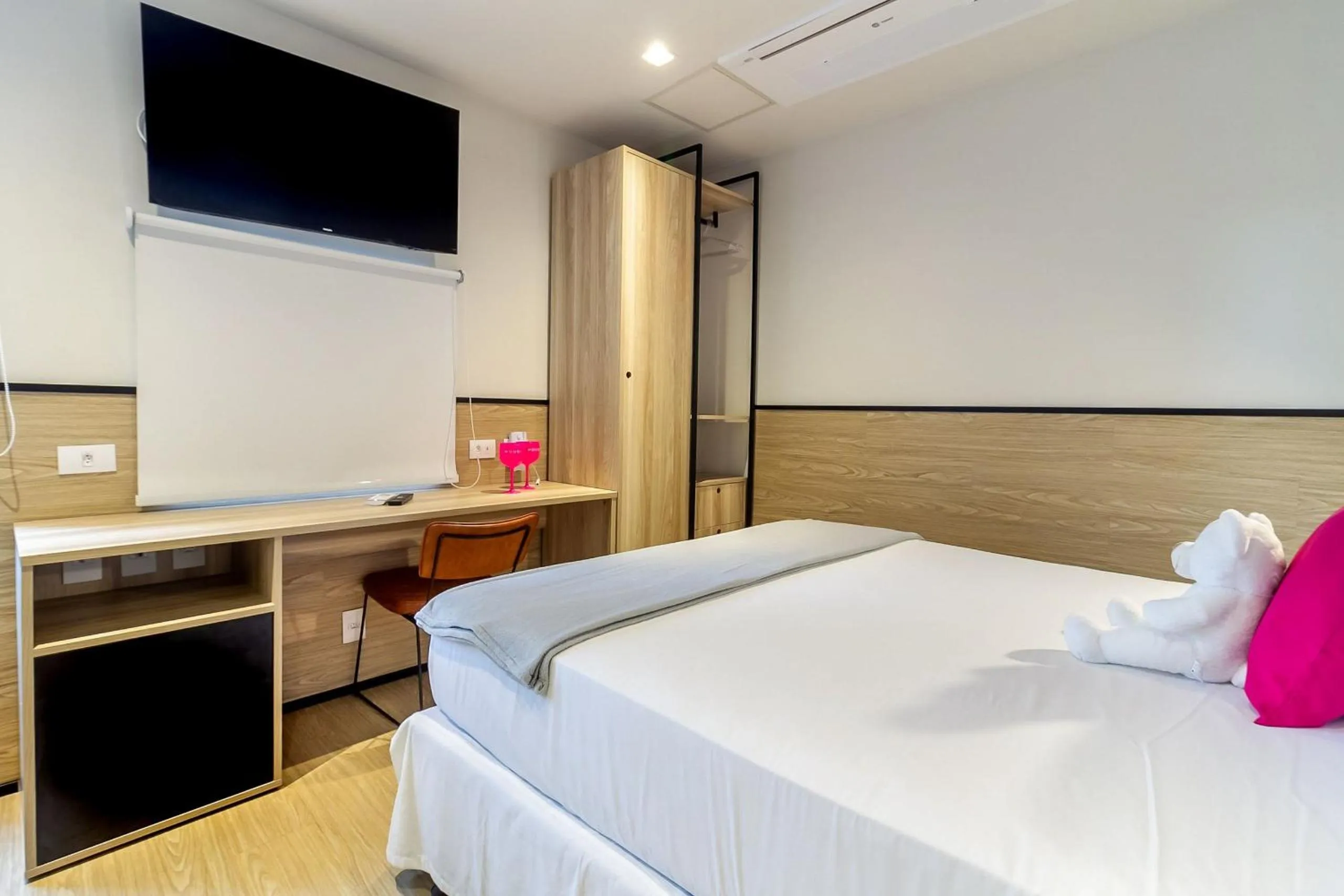 Bed in sp-hobn - housi paulista