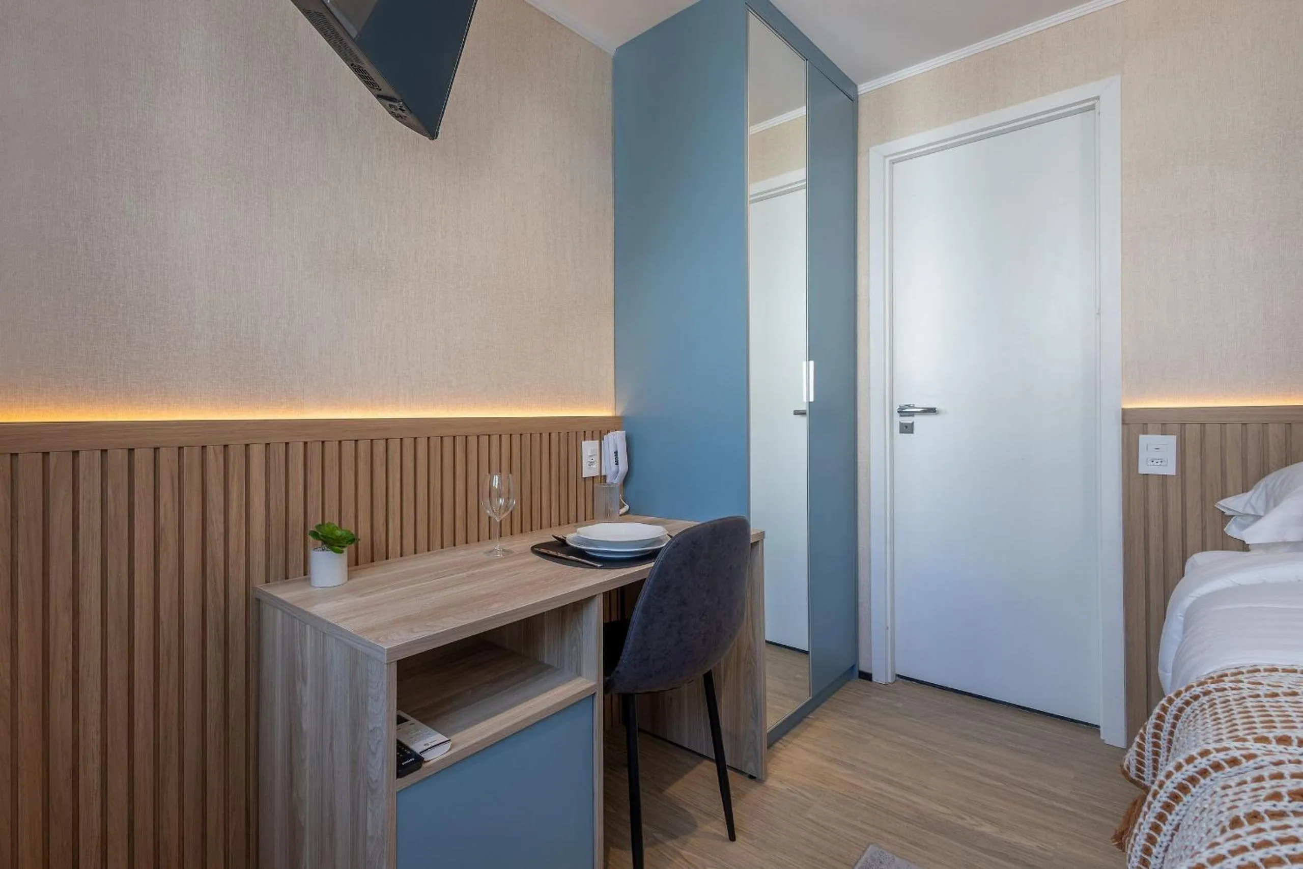 Bed in sp-hobn - housi paulista