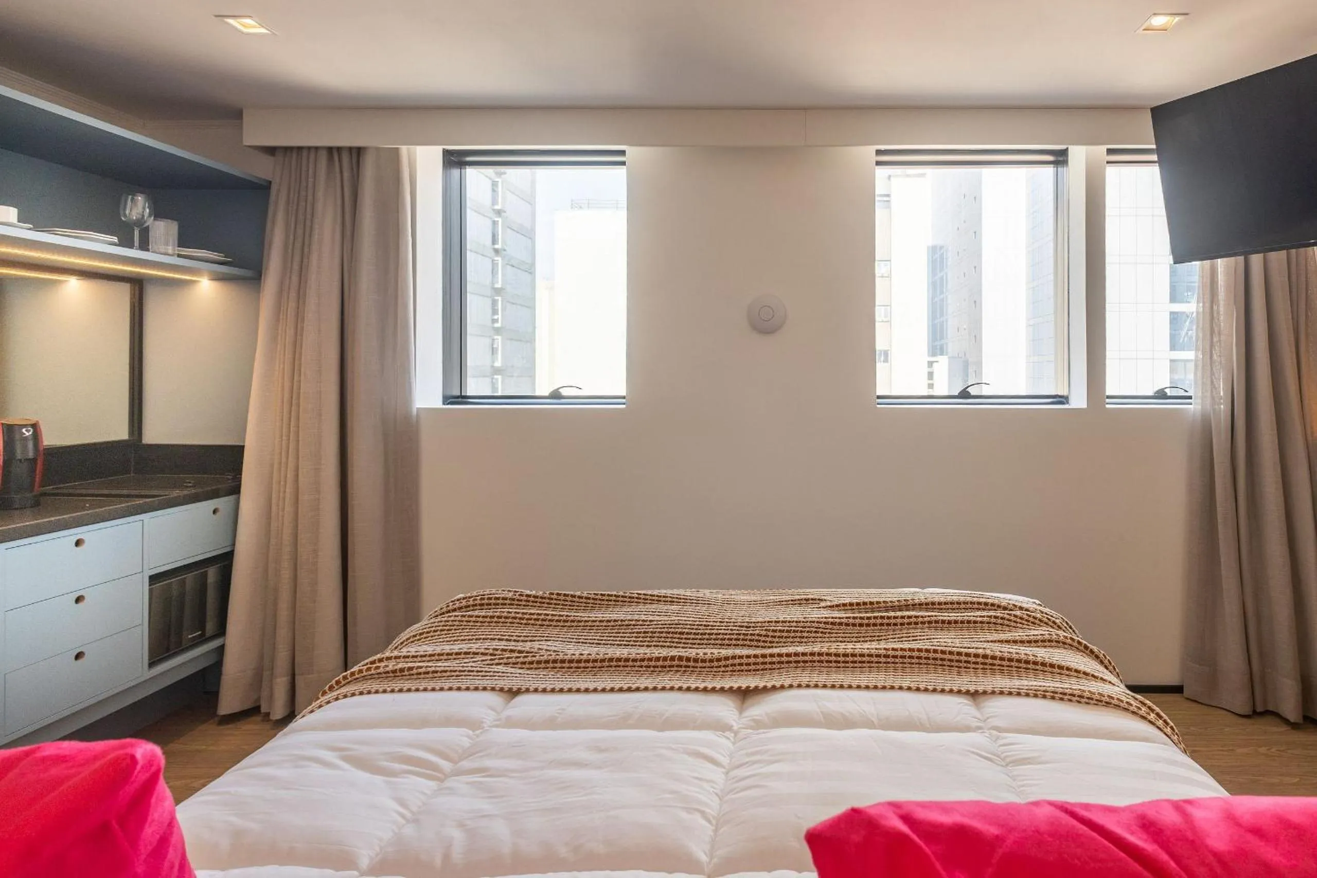 Bed in sp-hobn - housi paulista