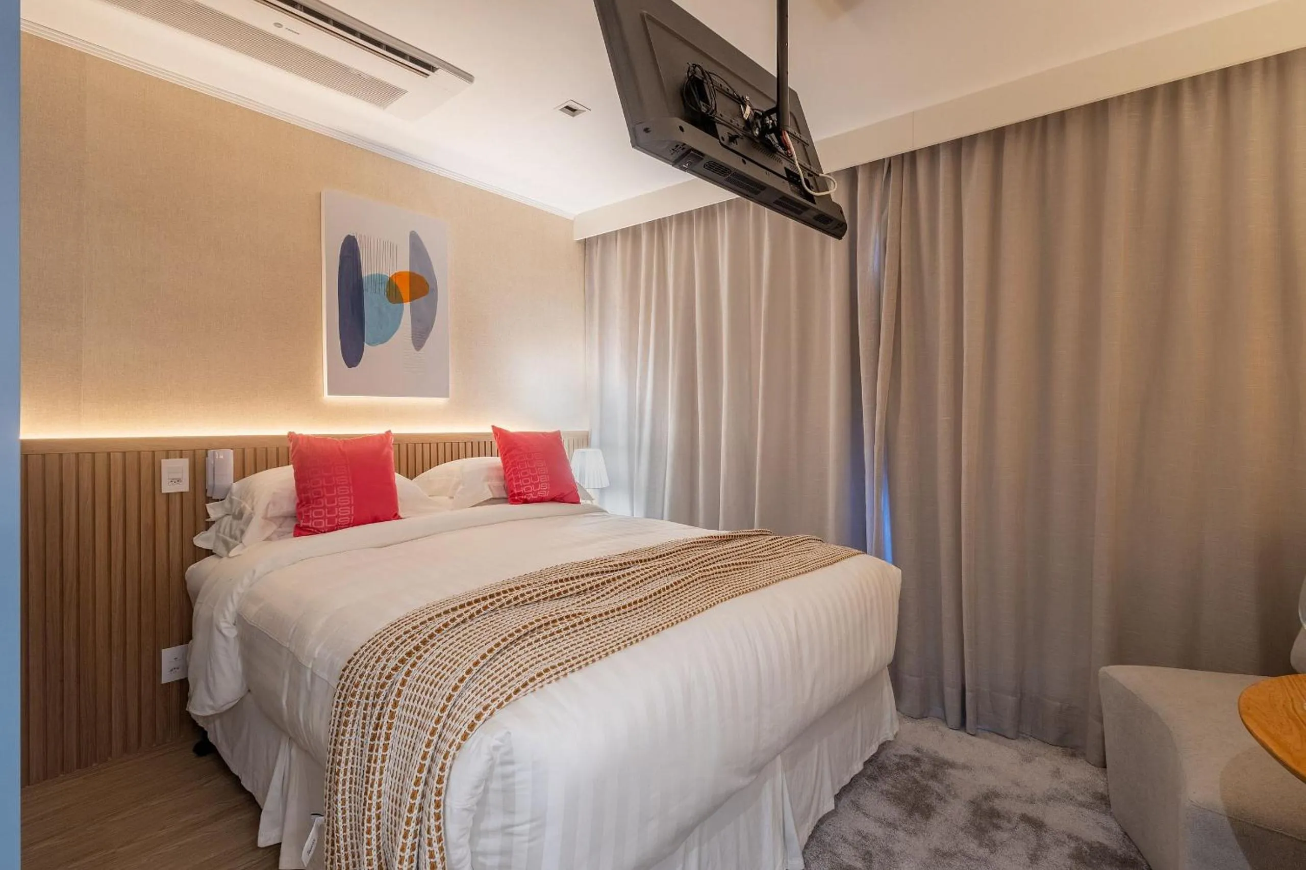 Bed in sp-hobn - housi paulista