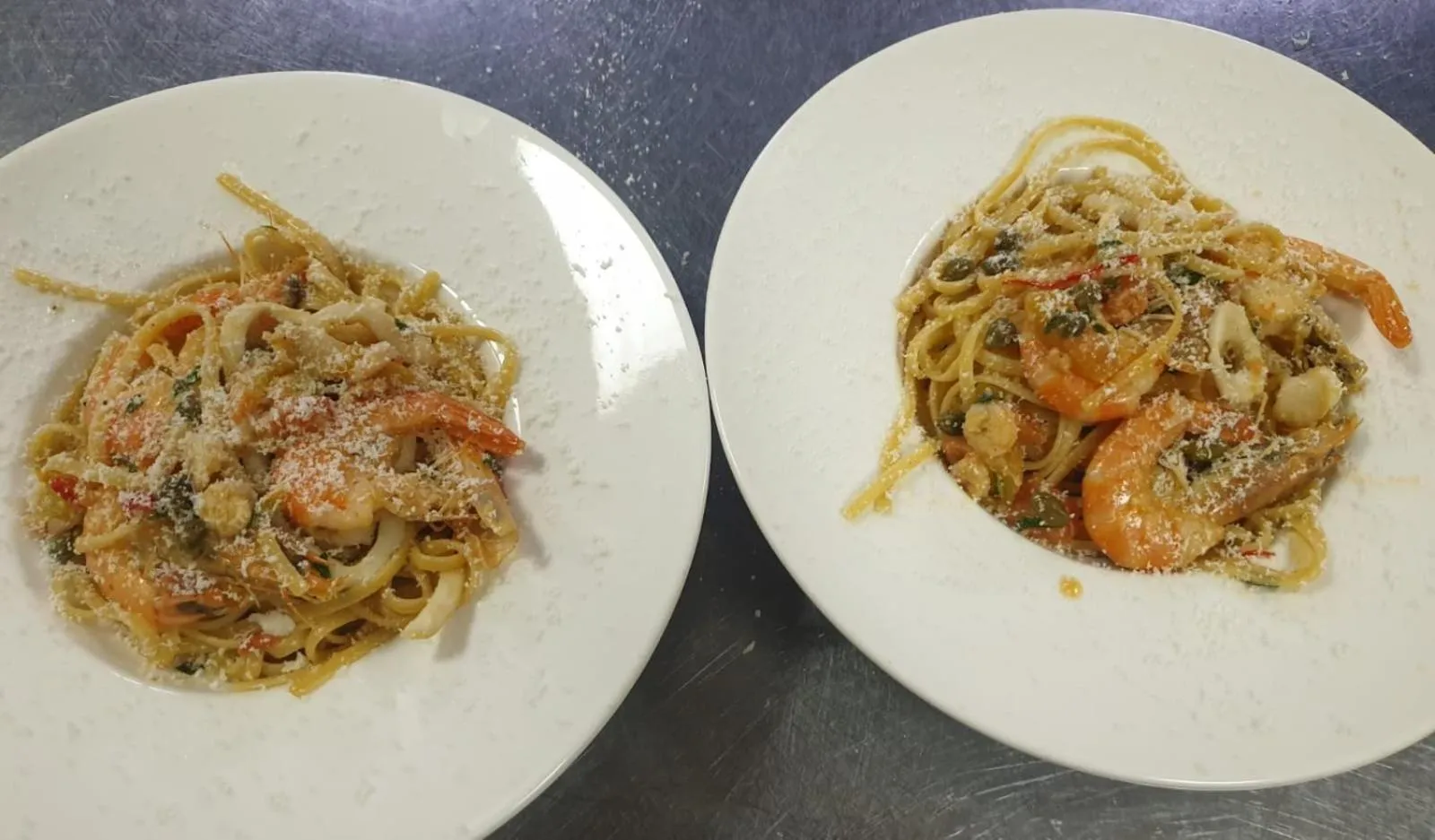 Food in 6 Milje Hotel