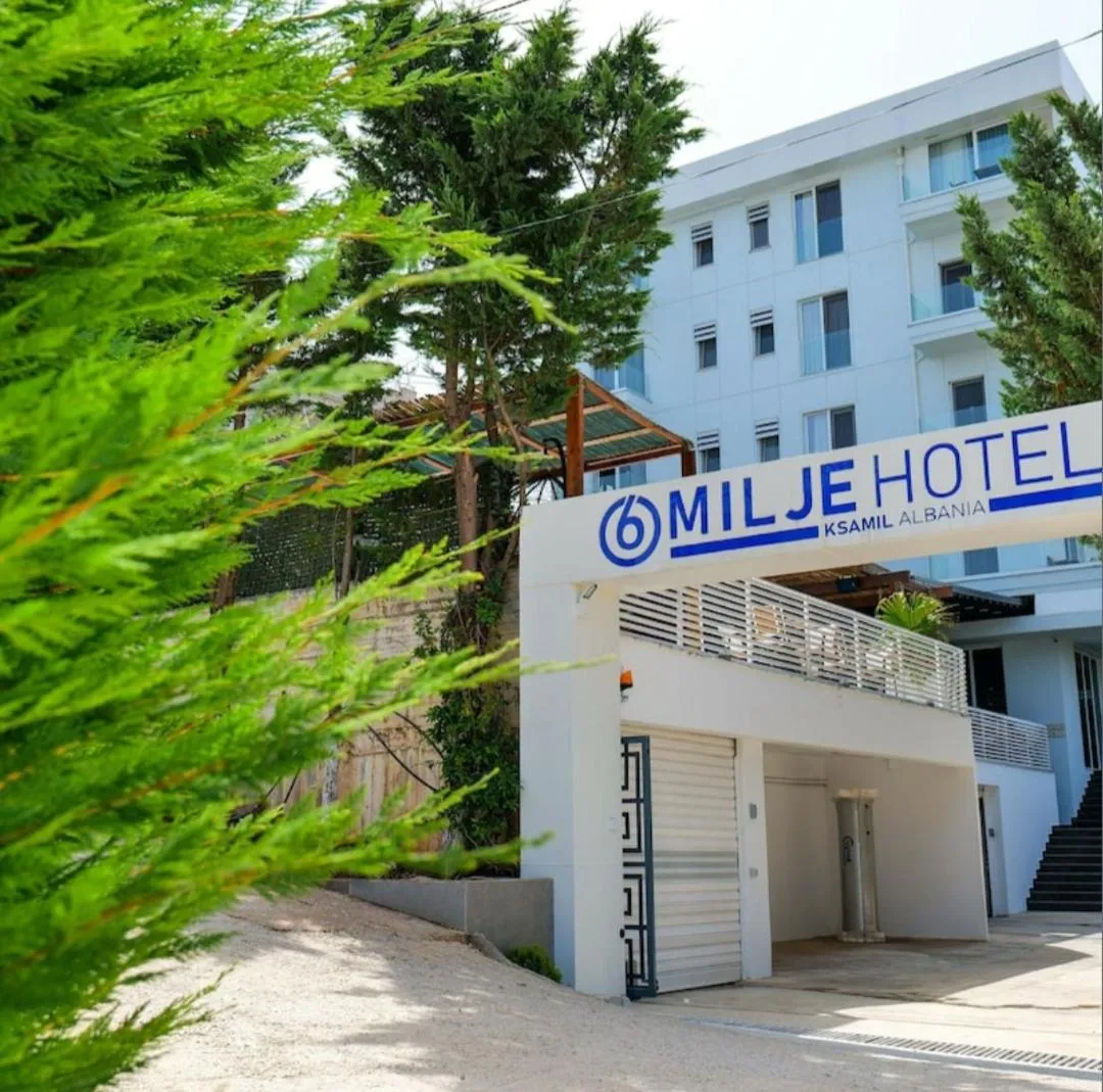 Property building in 6 Milje Hotel