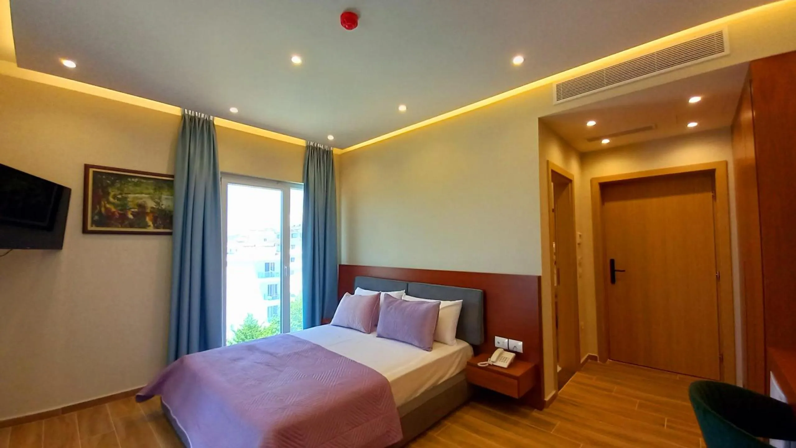 Bed in 6 Milje Hotel