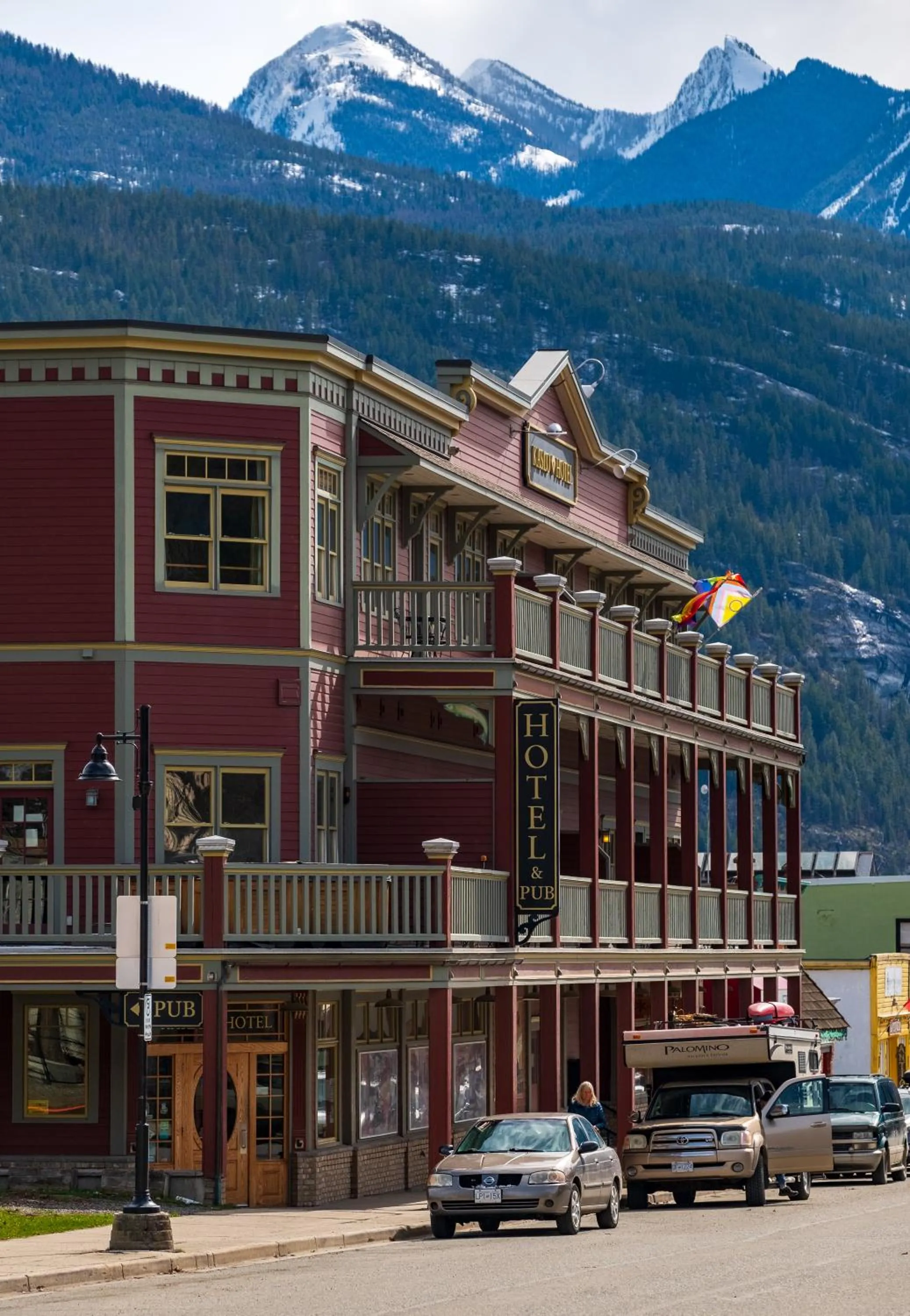 Property building in Kaslo Hotel