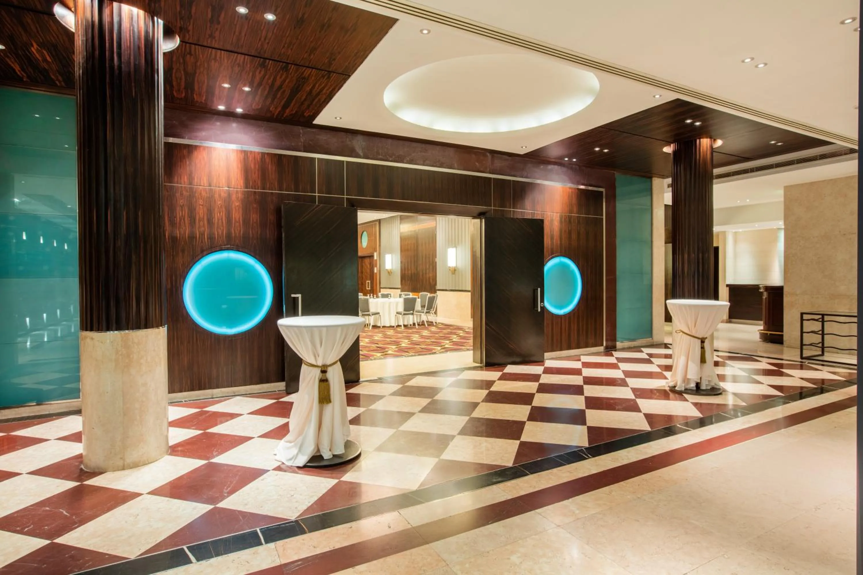 Meeting/conference room in Crowne Plaza Beirut by IHG