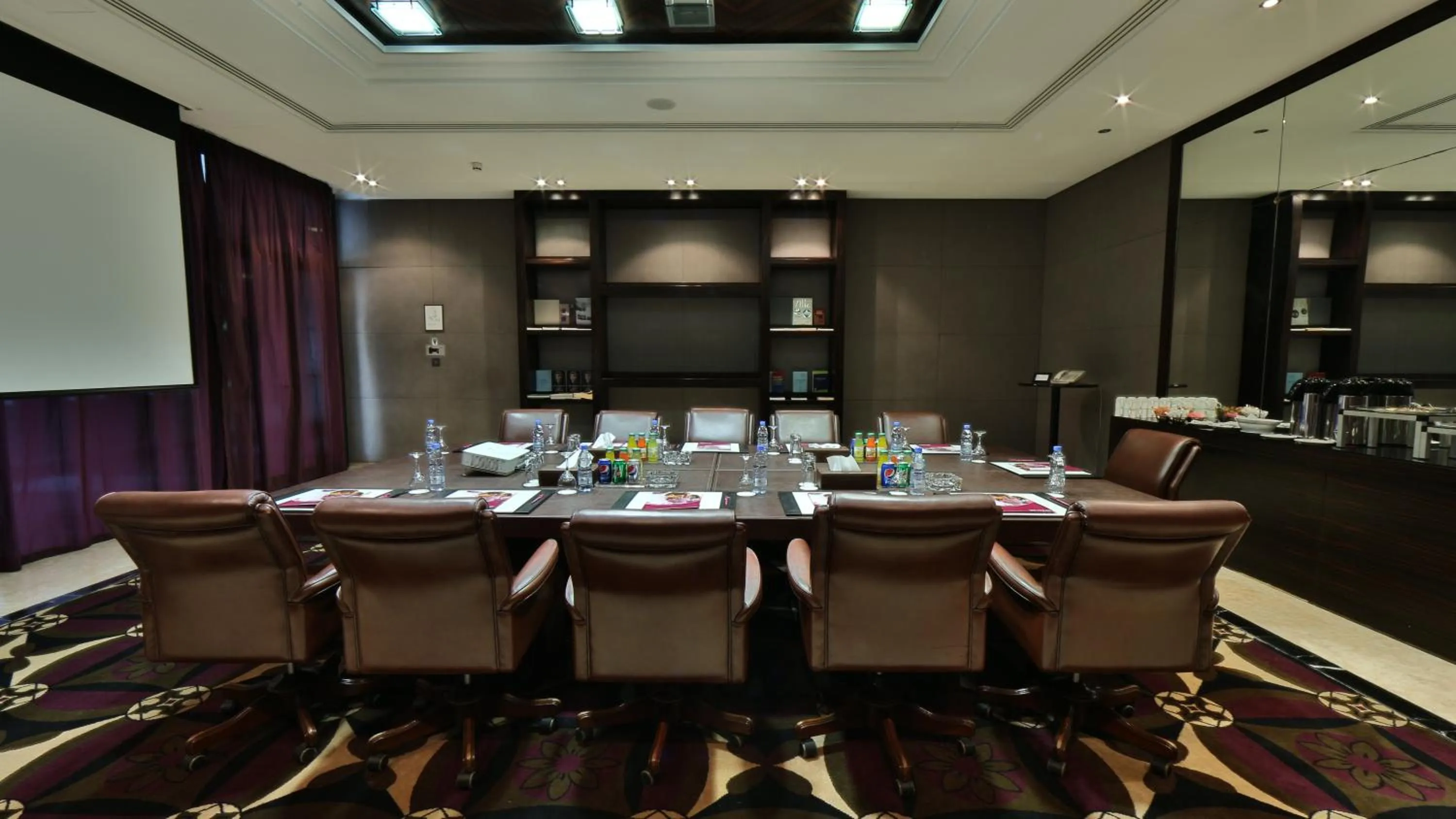 Meeting/conference room in Crowne Plaza Beirut by IHG