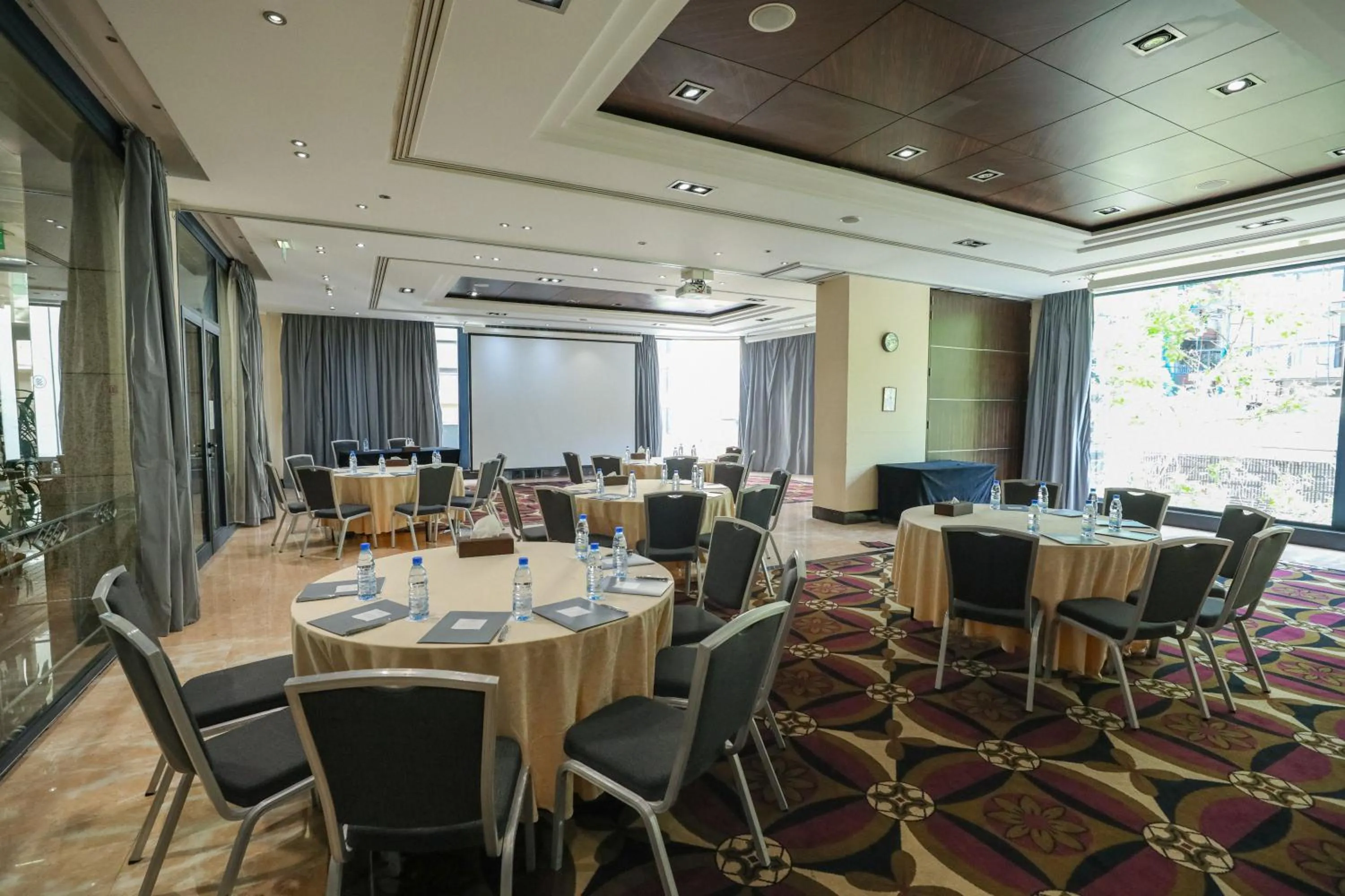 Meeting/conference room in Crowne Plaza Beirut by IHG