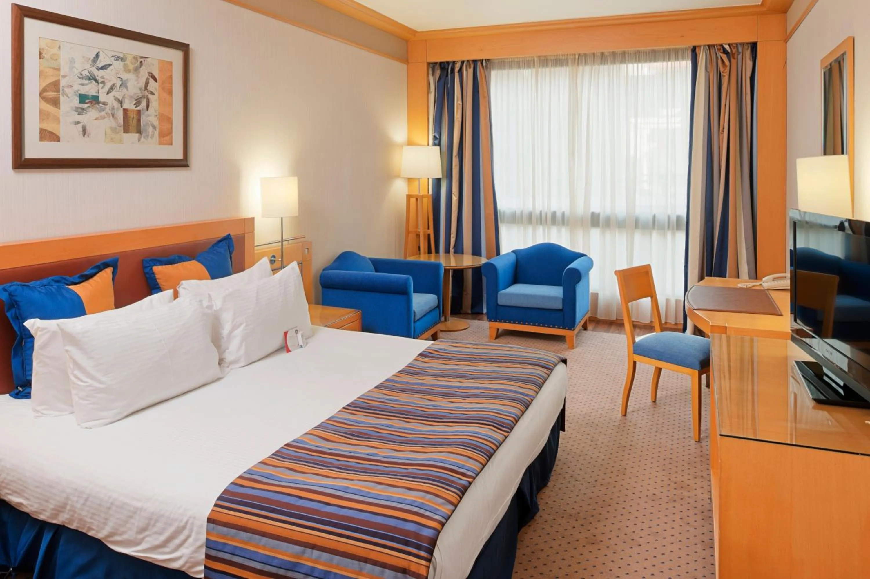 Bedroom, Bed in Crowne Plaza Beirut by IHG