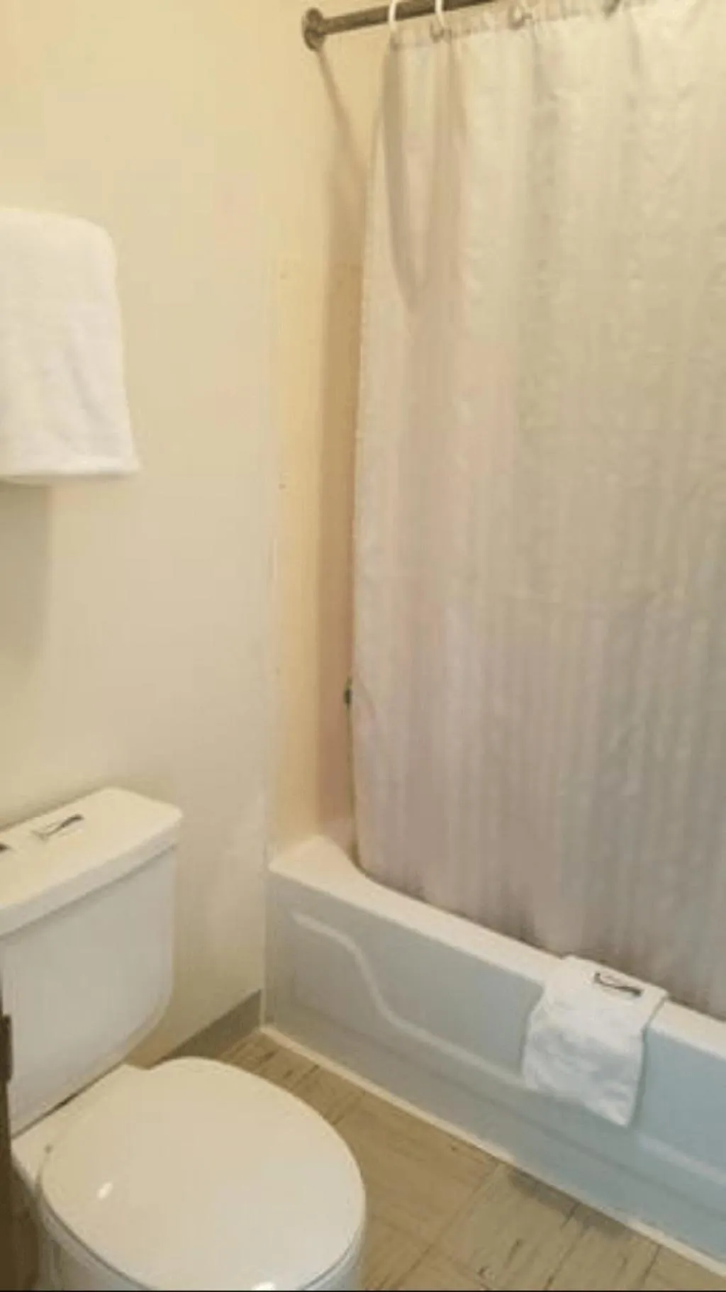 Bathroom in Unity Lodge