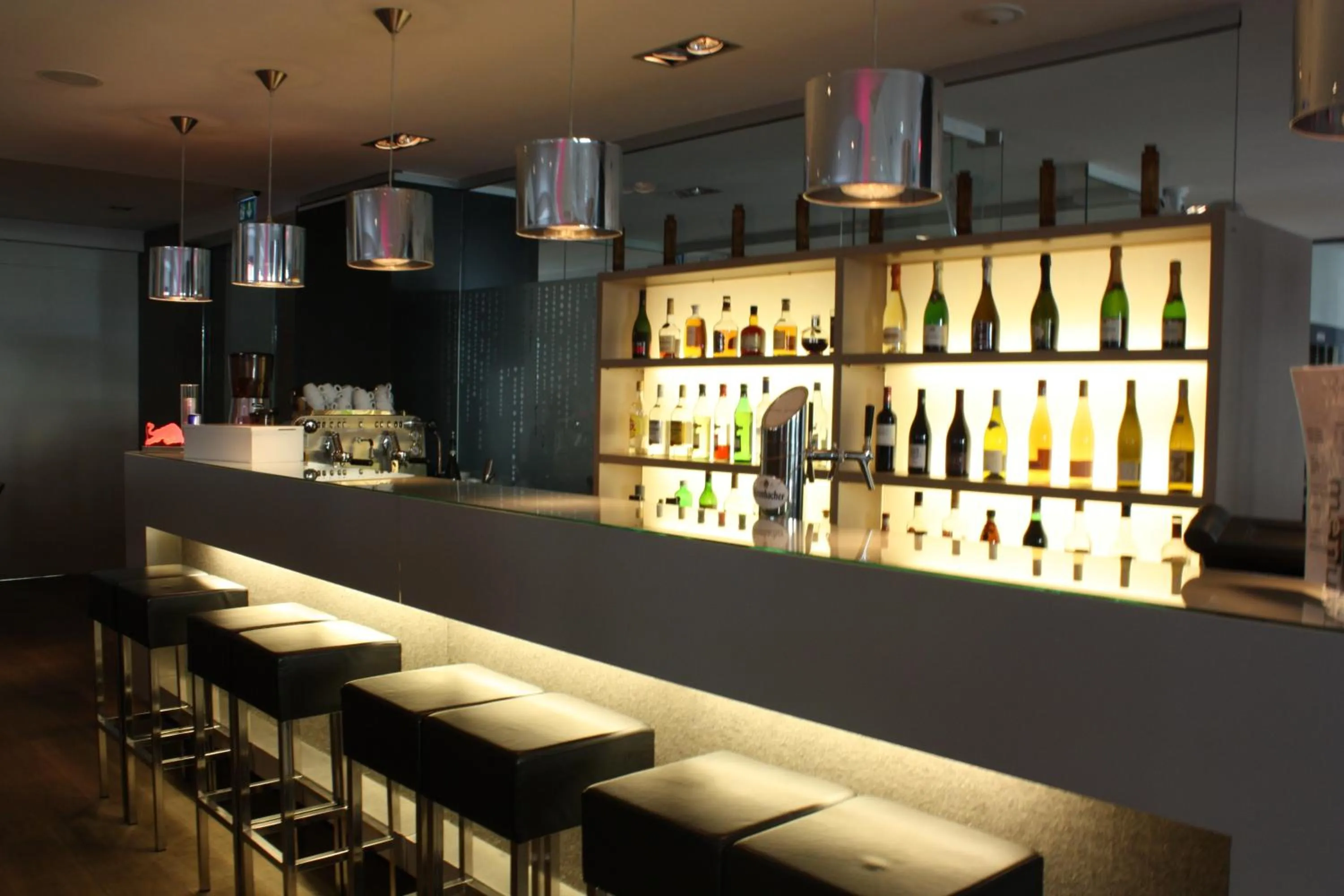 Lounge or bar in Pearl Design Hotel - Frankfurt City