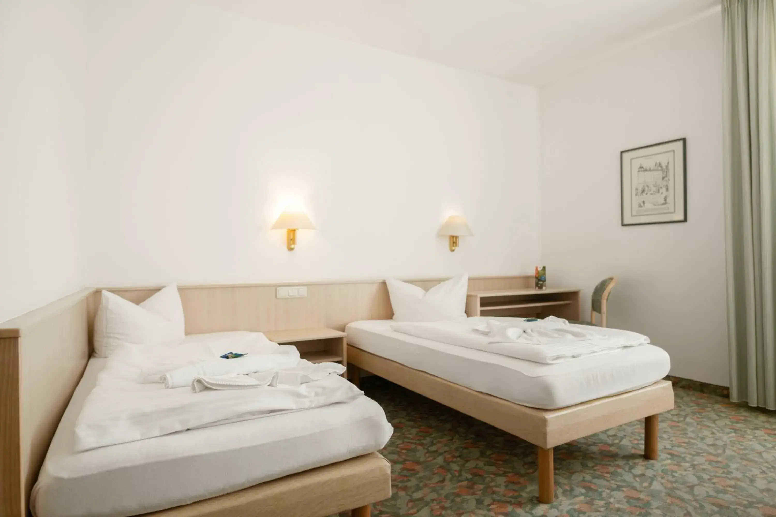 Standard Twin Room in Hotel Astor Standard Twin Room in Hotel Astor