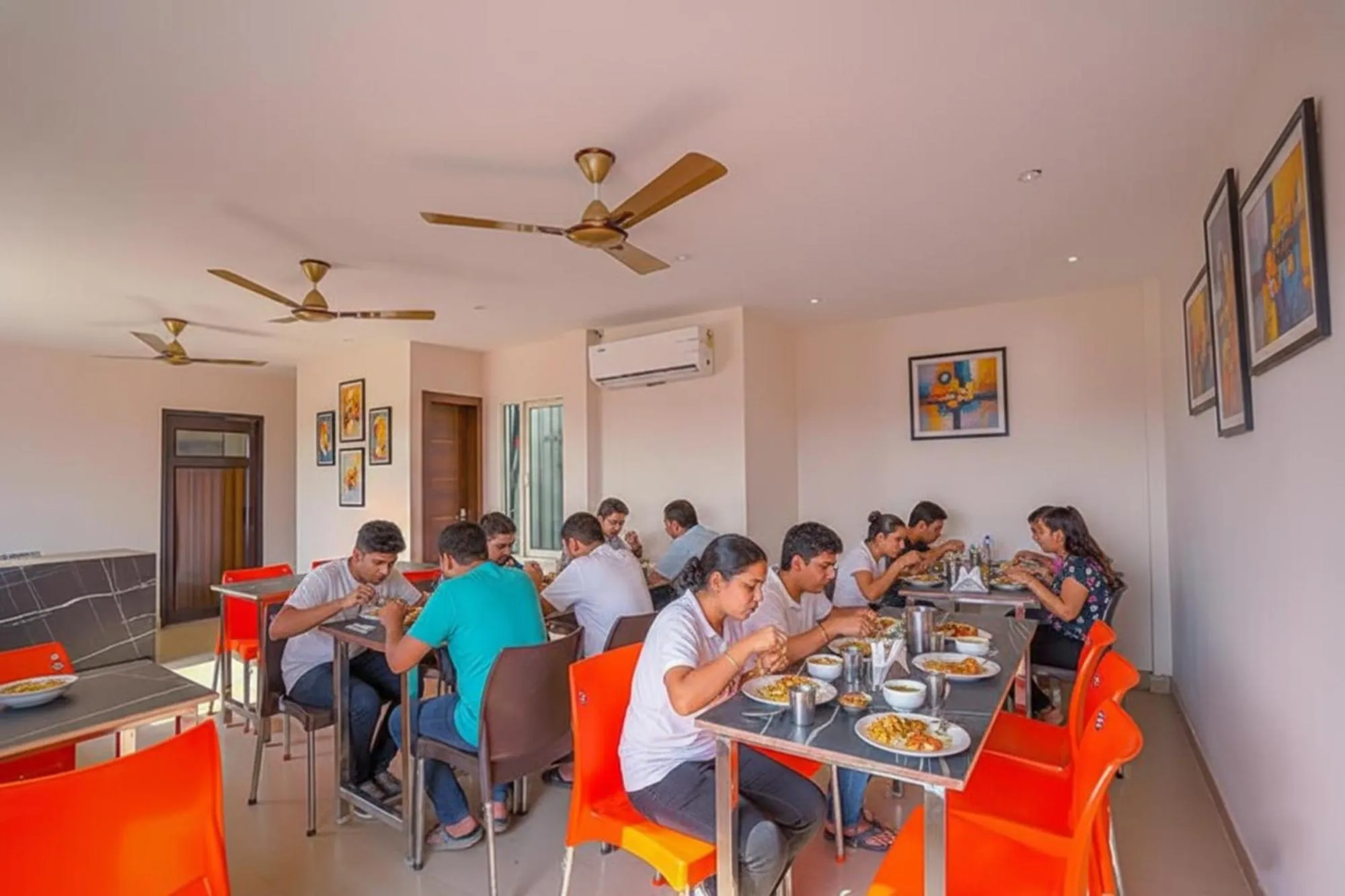 Restaurant/places to eat in FabHotel Prime Empire