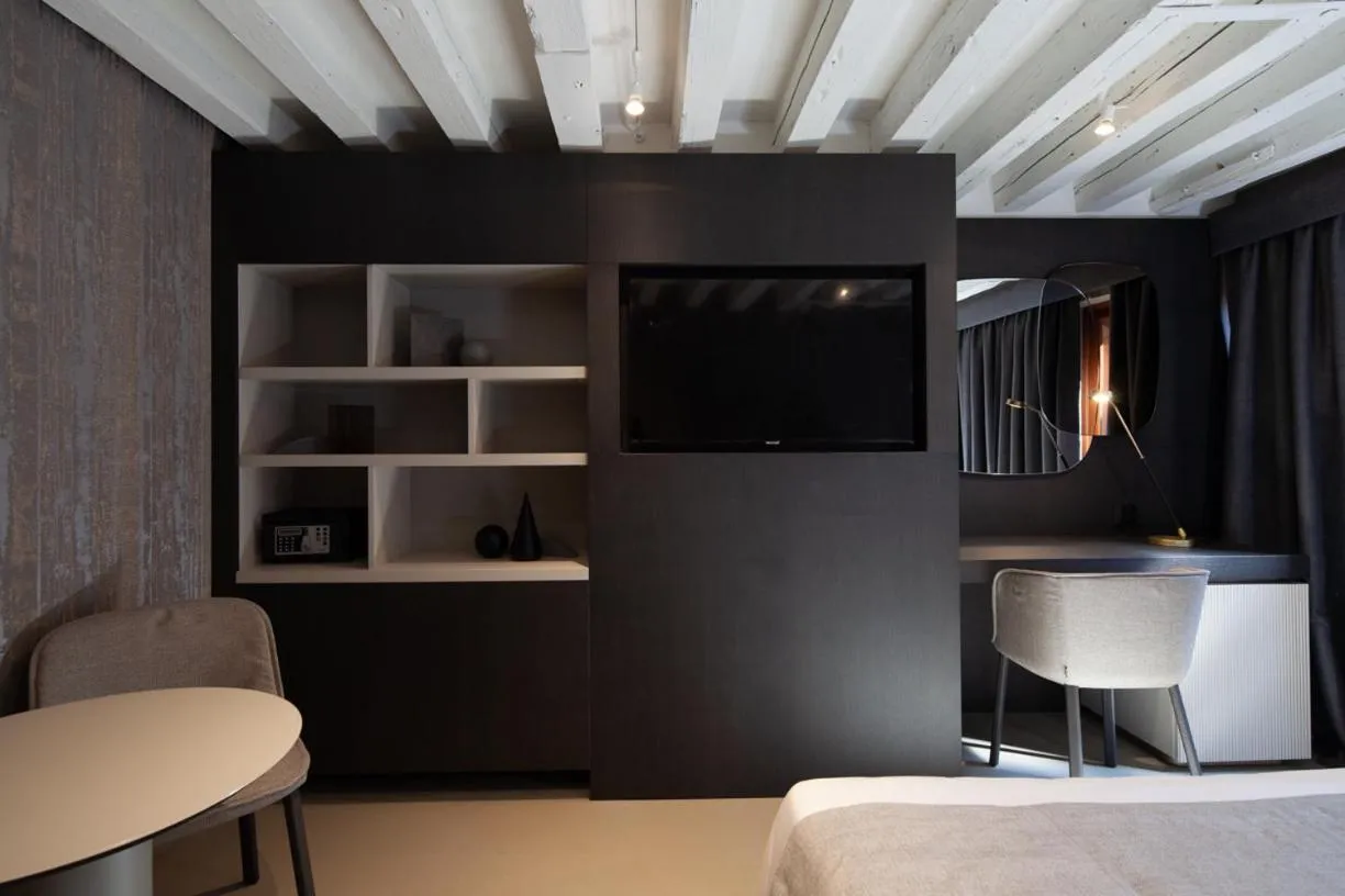 Bed in Palazzo Pianca