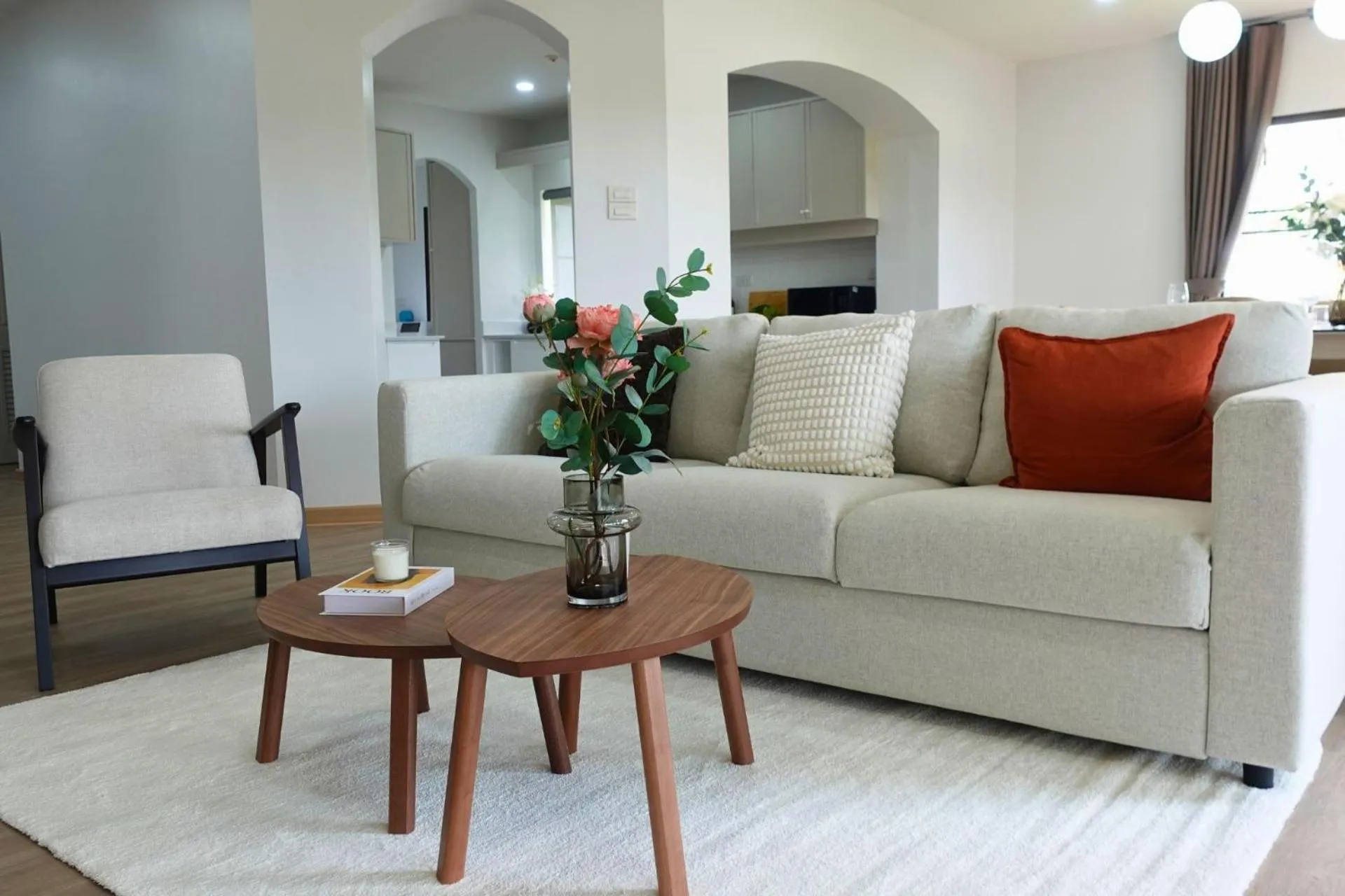 Seastar Hotel and Service Apartment