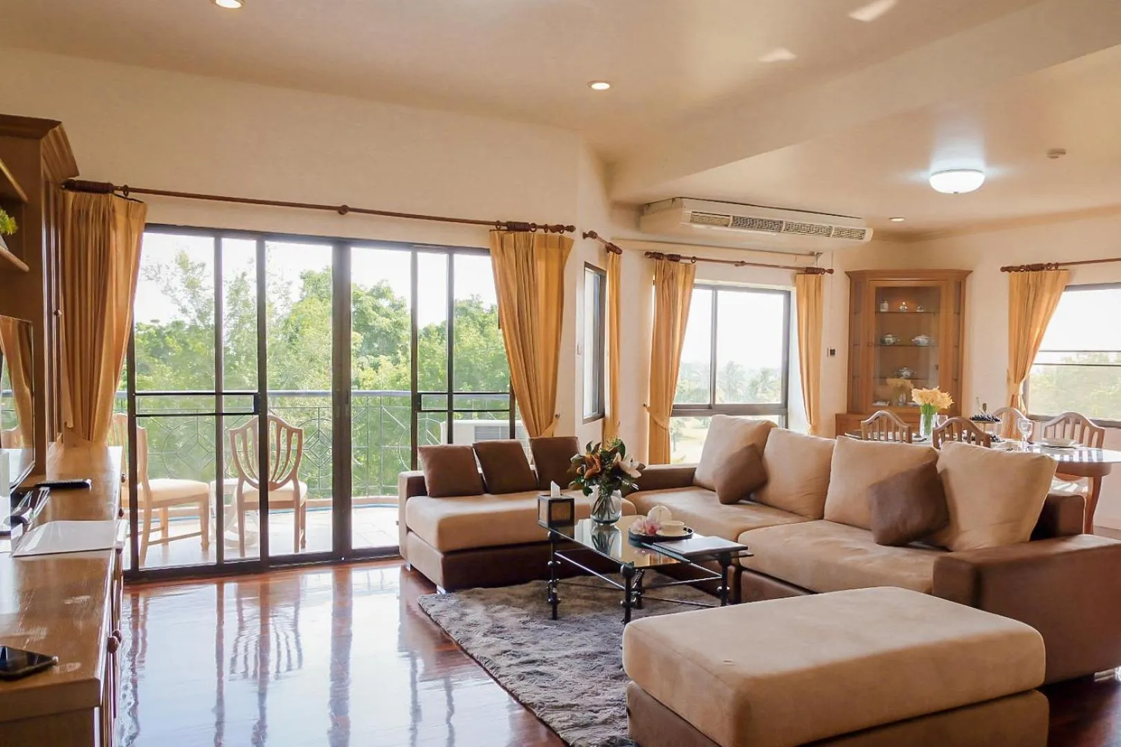 Living room in Seastar Hotel and Service Apartment