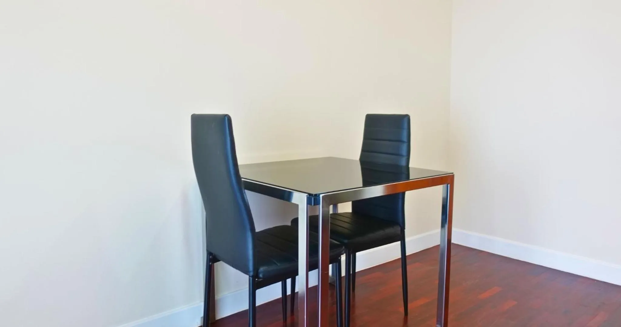 Dining area in Seastar Hotel and Service Apartment