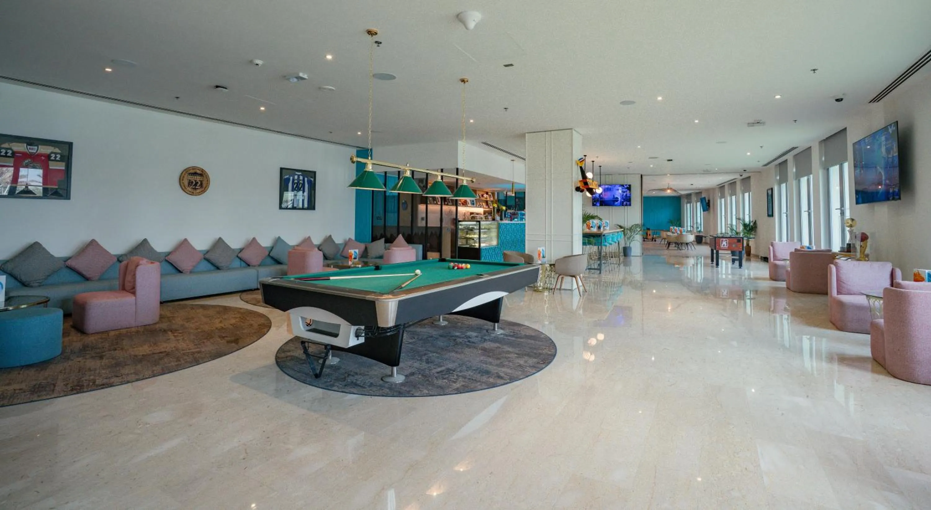 Restaurant/places to eat in Occidental Sharjah Grand