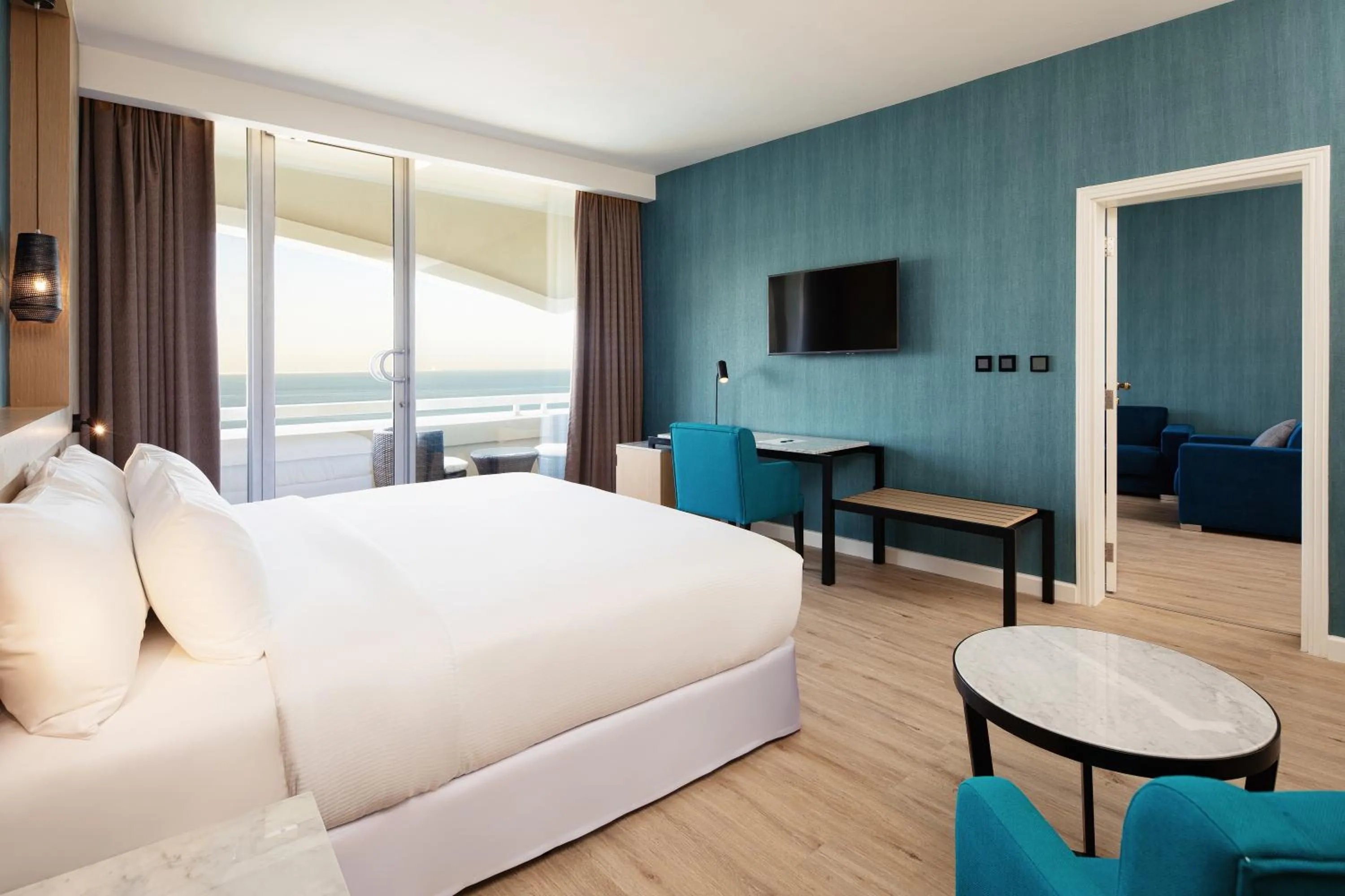 Bedroom, Bed in Occidental Sharjah Grand