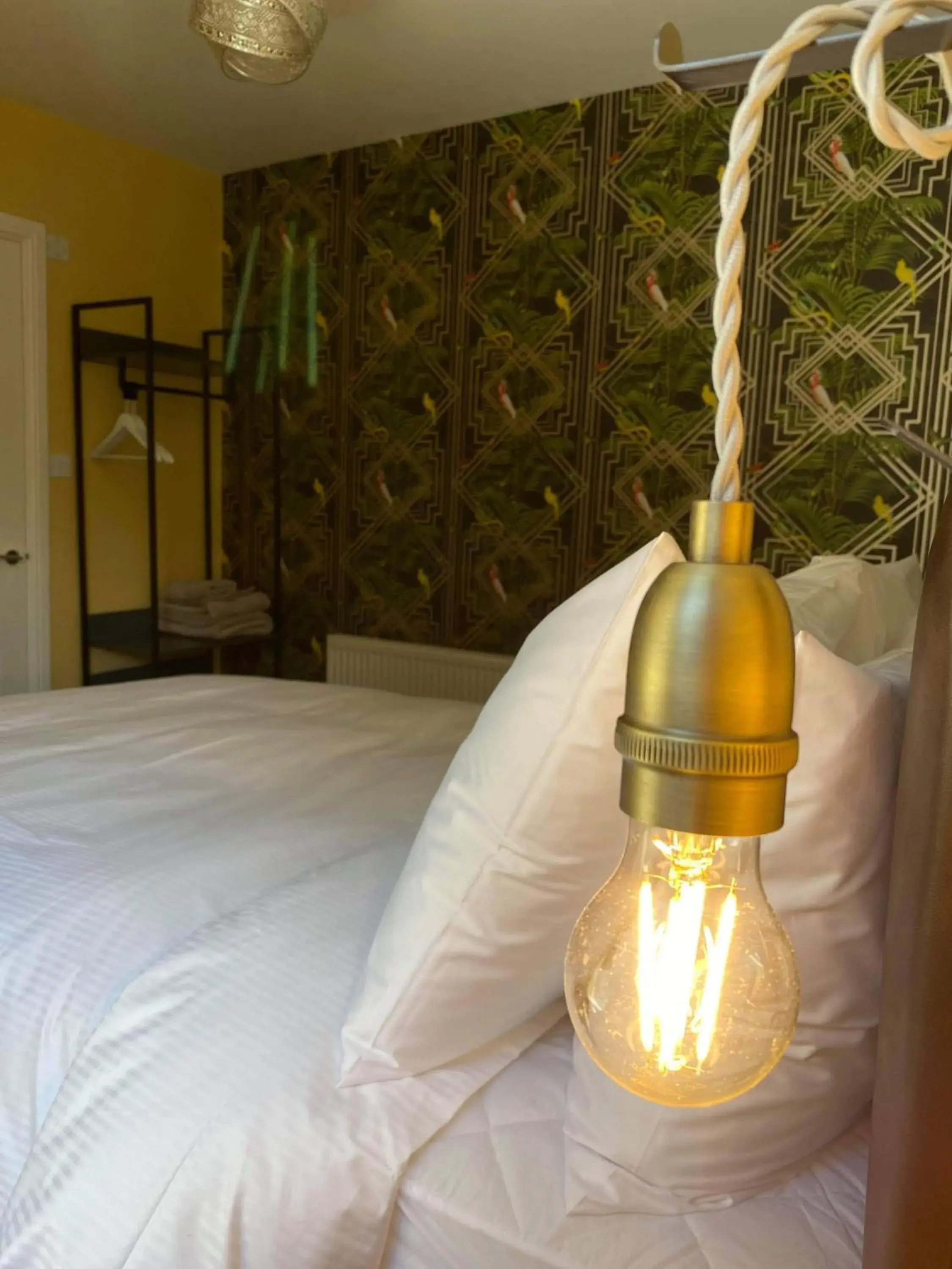 Double Room with Private Bathroom in The Black Swan Hotel Double Room with Private Bathroom in The Black Swan Hotel