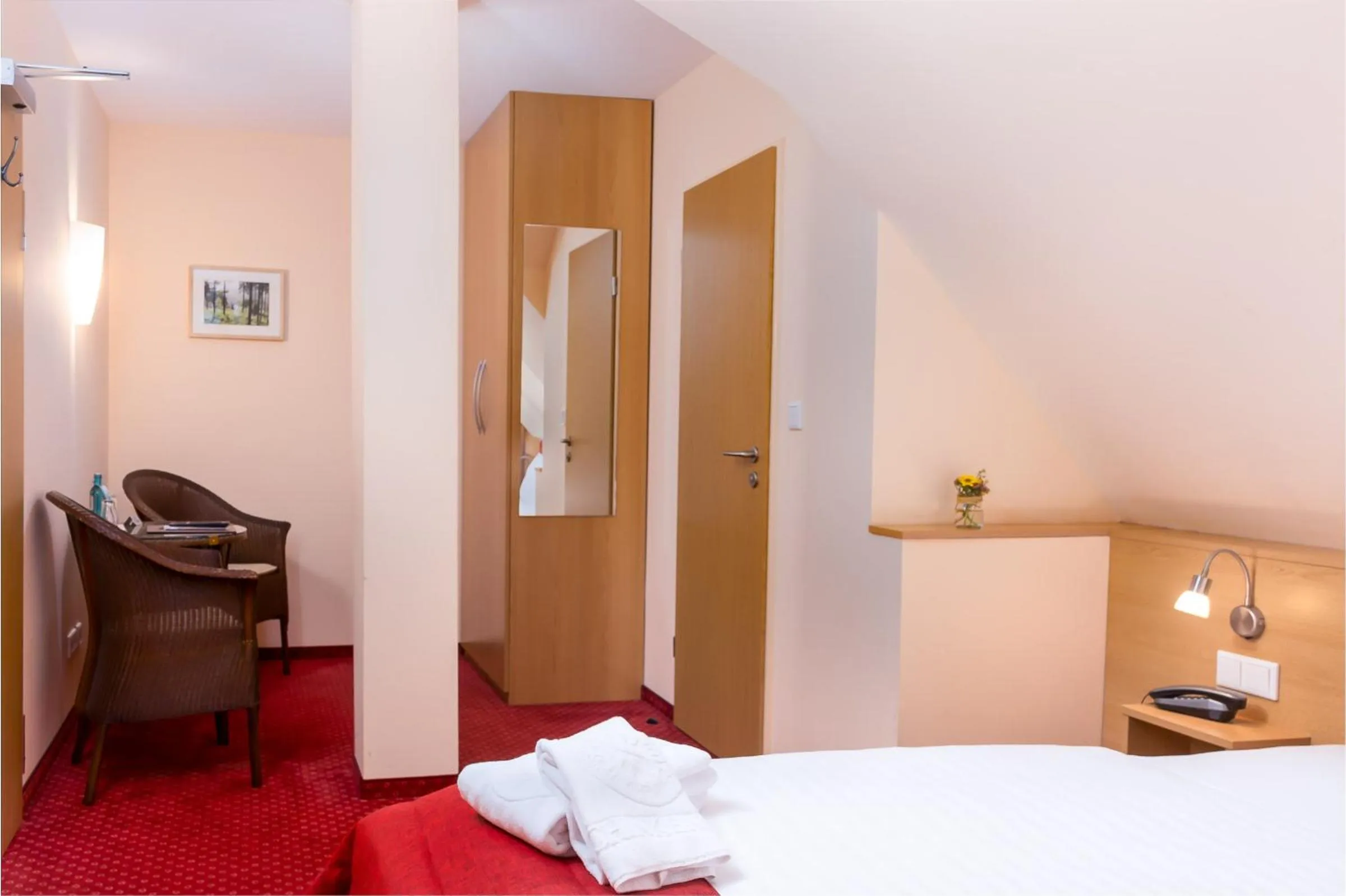 Photo of the whole room in Waldhotel Schinkenwirt