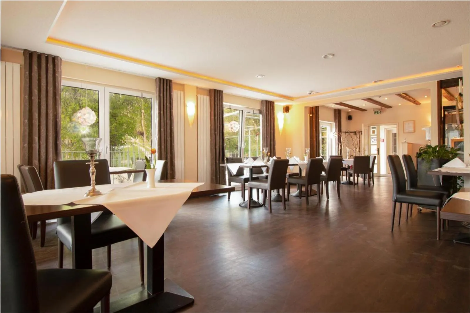 Restaurant/places to eat in Waldhotel Schinkenwirt