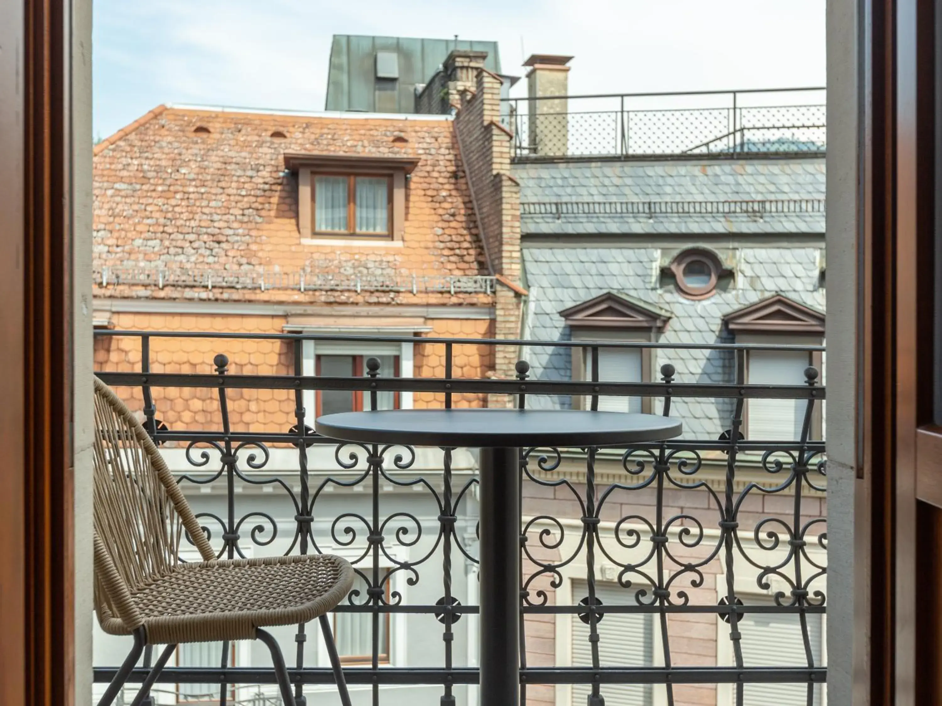 One-Bedroom Suite M with balcony in Limehome Baden-Baden Bäderstraße One-Bedroom Suite M with balcony in Limehome Baden-Baden Bäderstraße