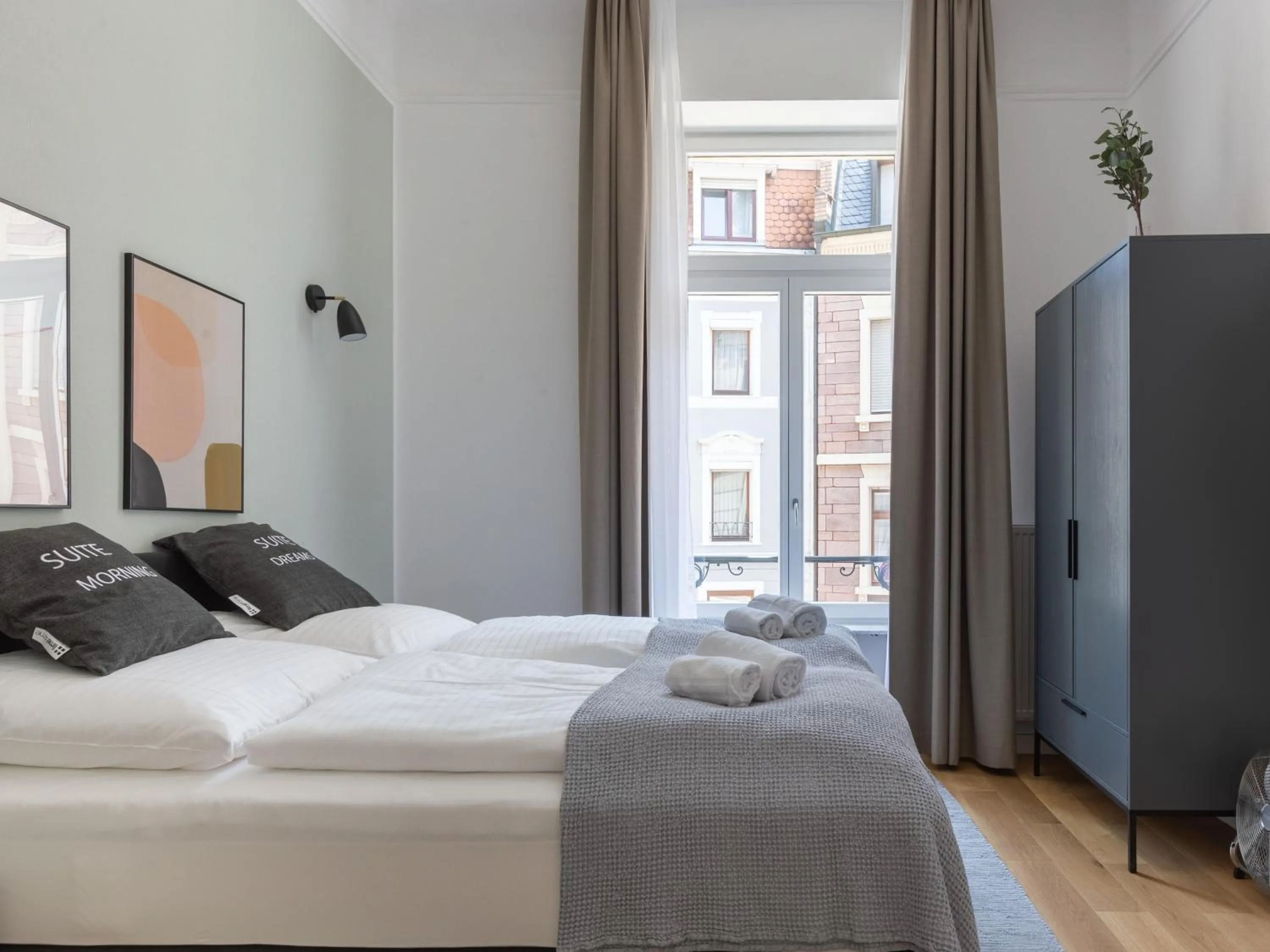 Bed in Limehome Baden-Baden Bäderstraße