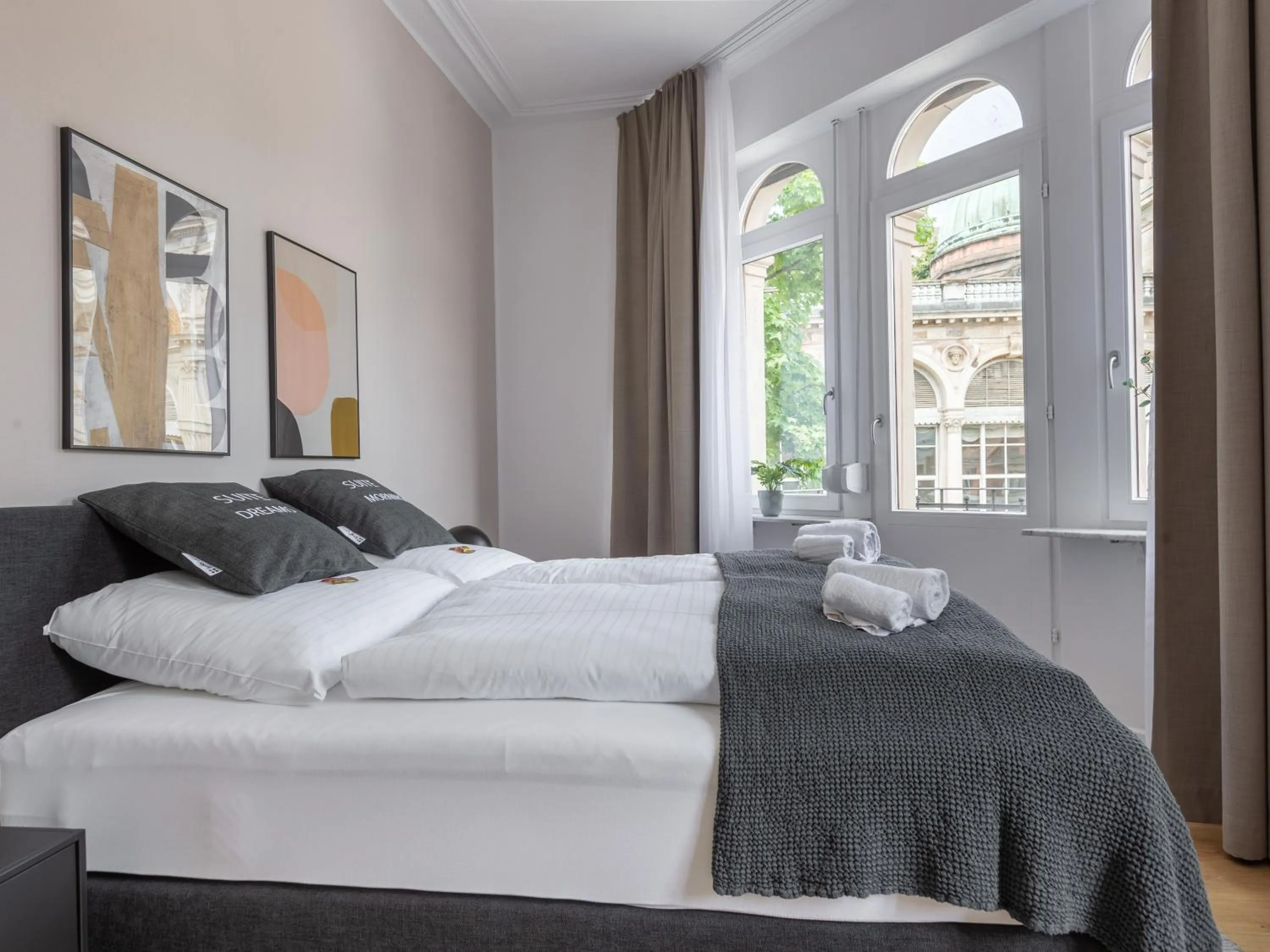 Bed in Limehome Baden-Baden Bäderstraße