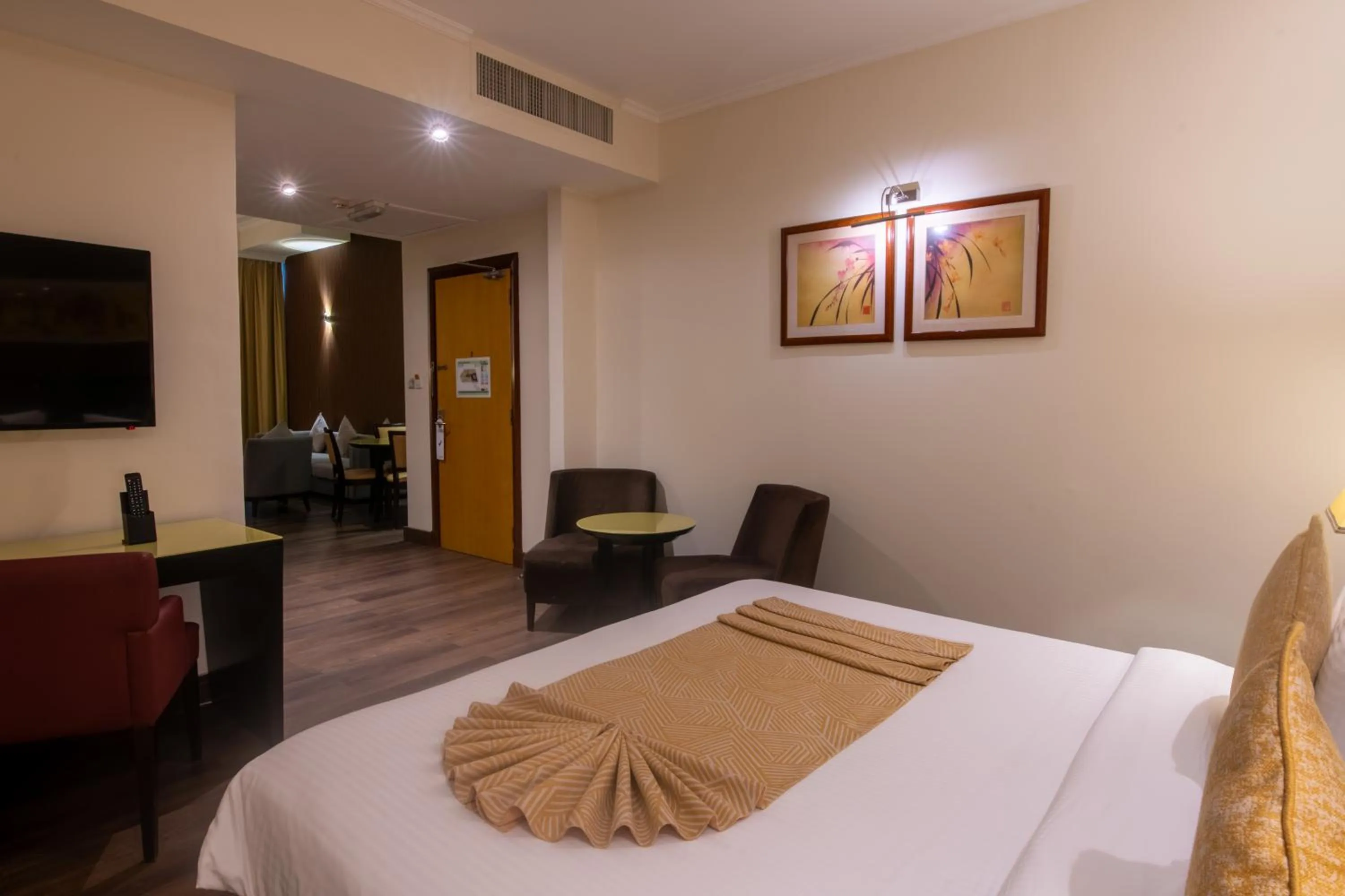 Bed in Villaggio Hotel Abu Dhabi