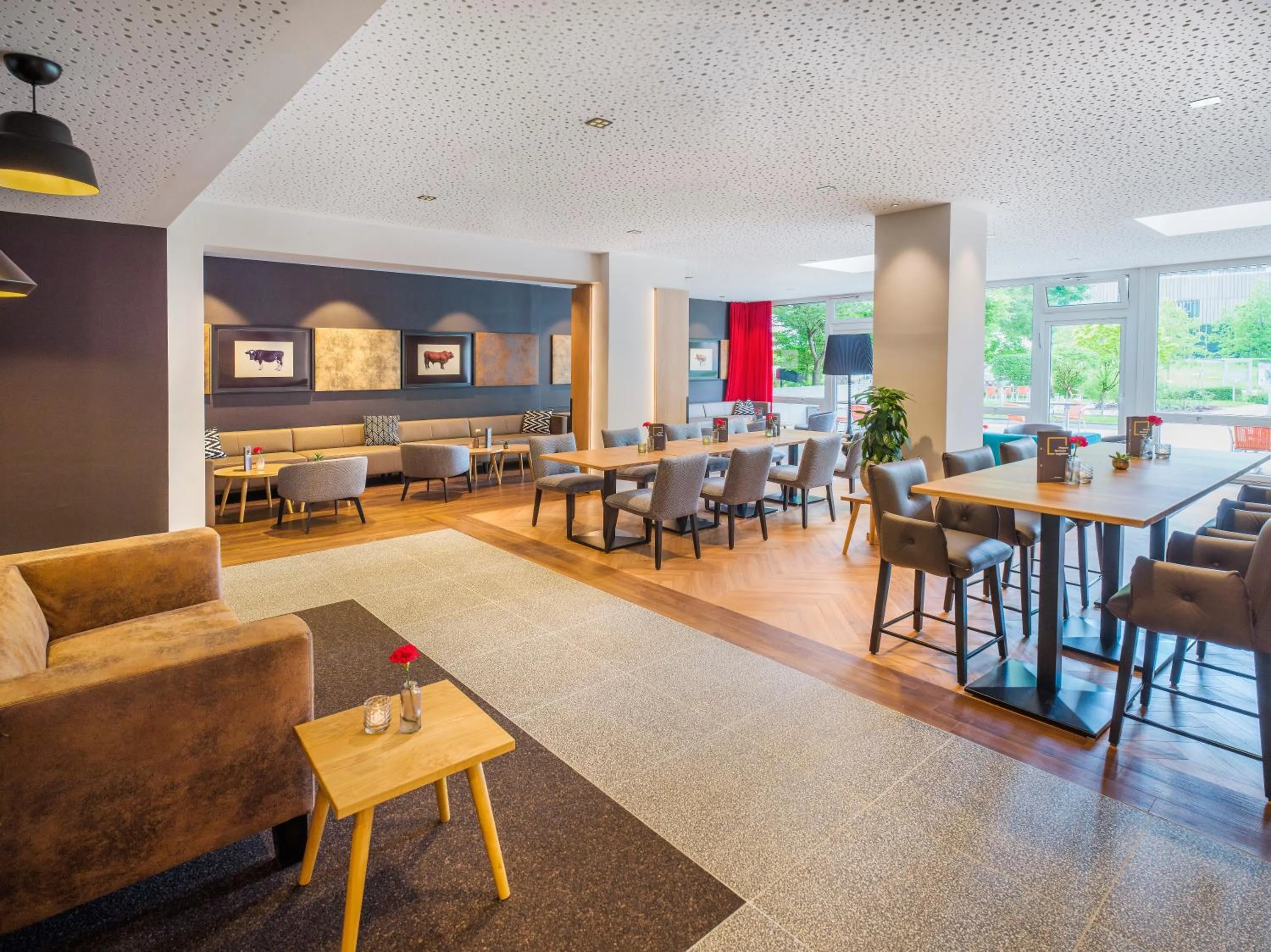 Lounge or bar in JUFA Hotel Salzburg