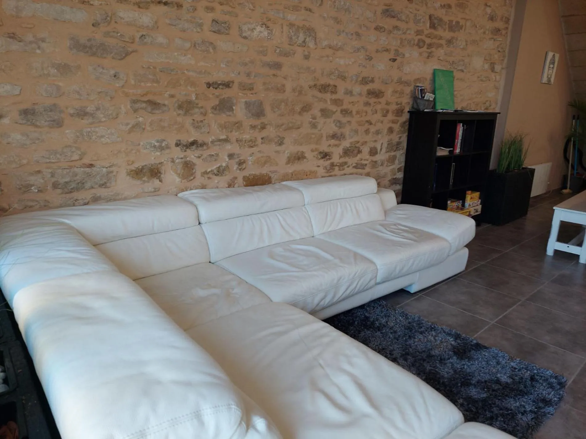 Communal lounge/ TV room in Appartement Bagnols - Les Meublés des Pierres Dorées