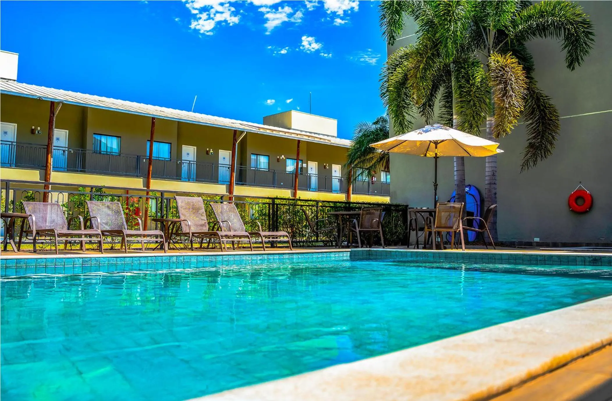 Swimming pool in ibis Styles Bonito