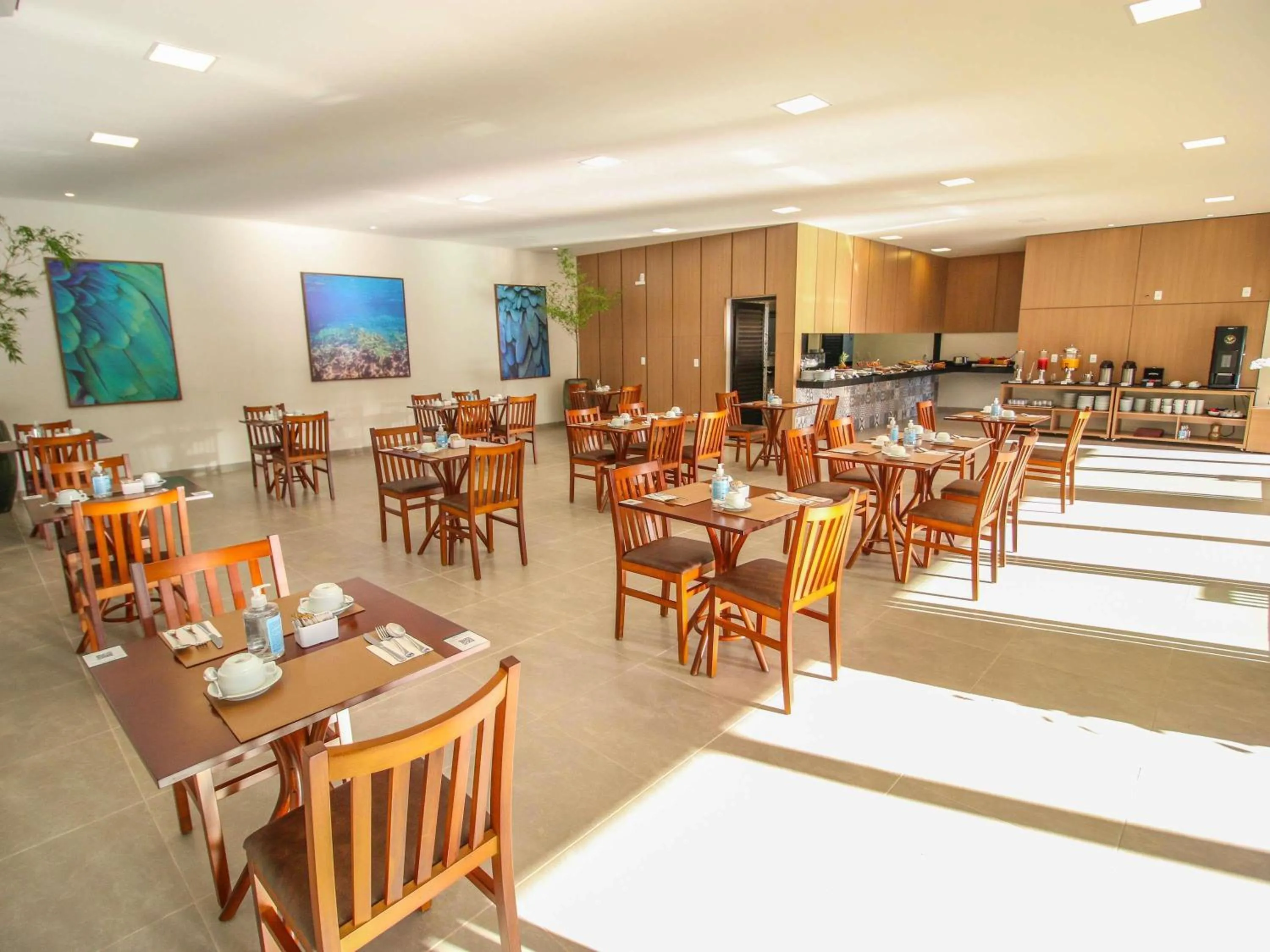 Restaurant/places to eat in ibis Styles Bonito