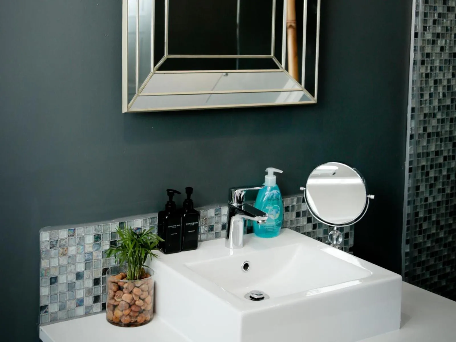 Bathroom in Mogi Boutique Hotel