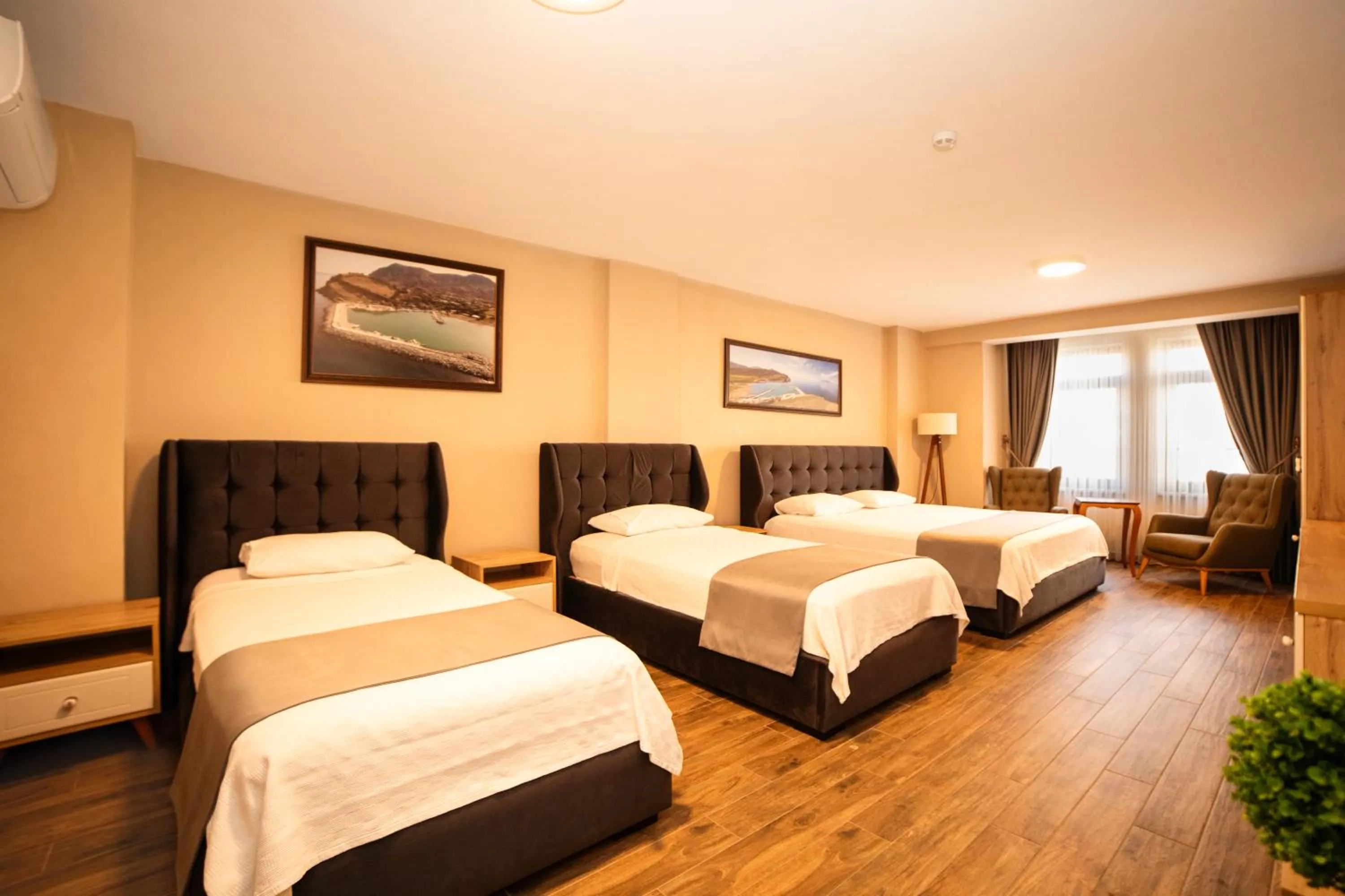 Photo of the whole room, Bed in İmroz Elia Hotel