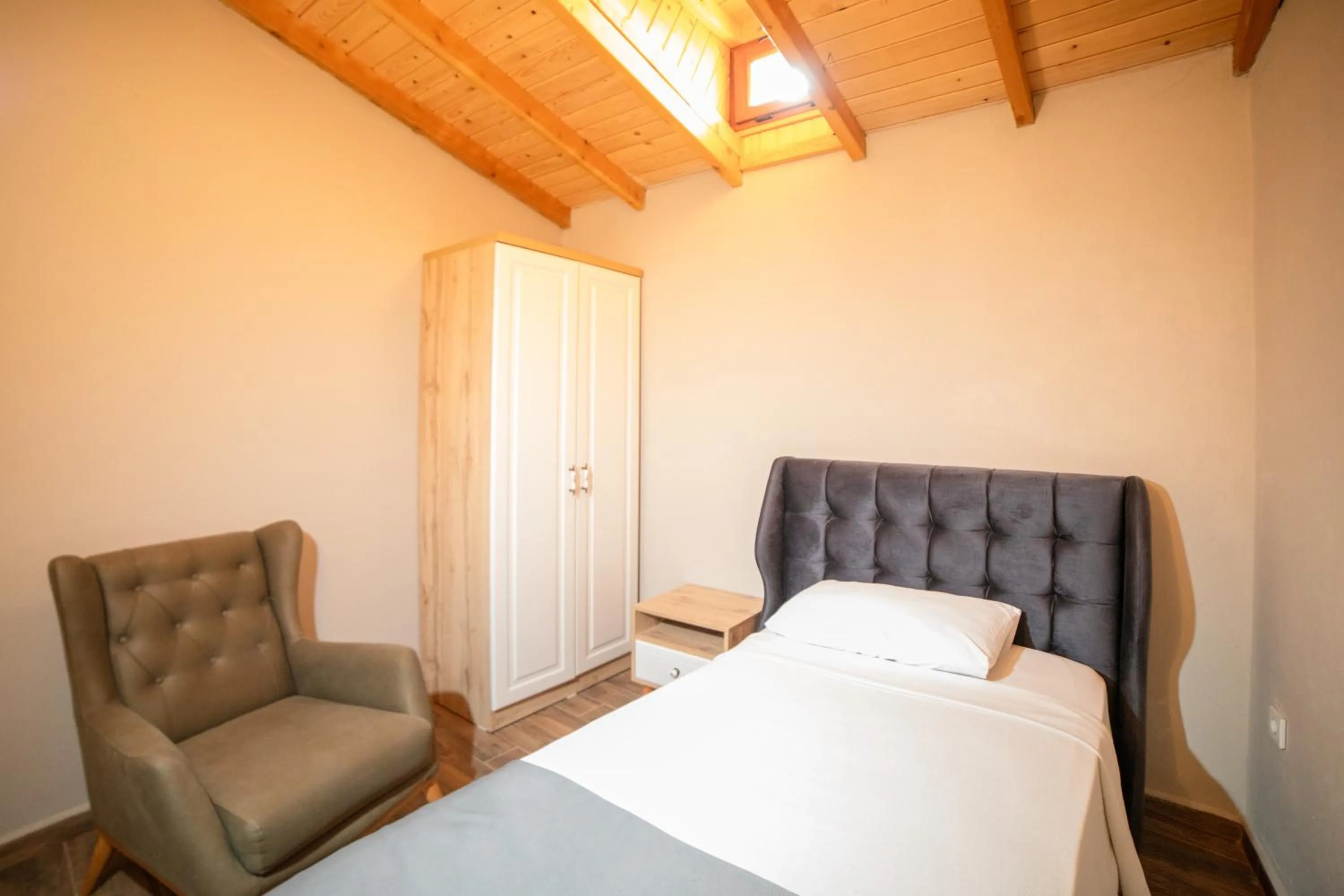 Bed in İmroz Elia Hotel